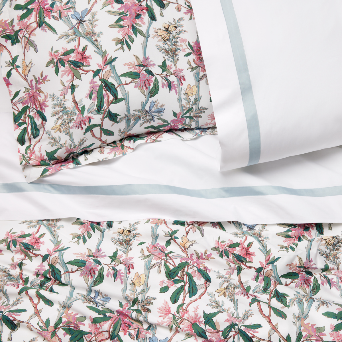 Ramaglia Blush duvet cover and shams, Estate White/Poolside