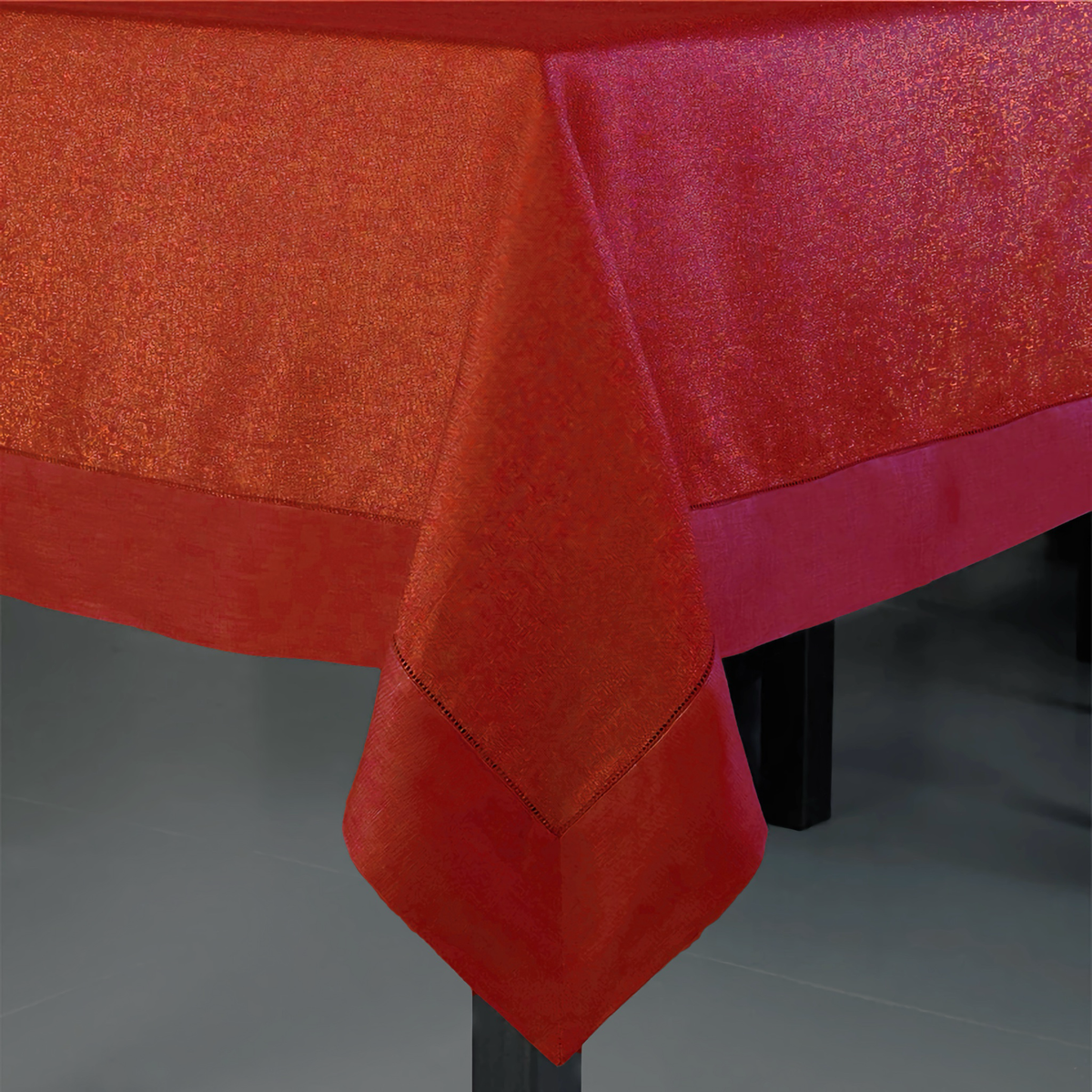 Corner View of Sferra Reece Table Cloth in Gold and Red Color