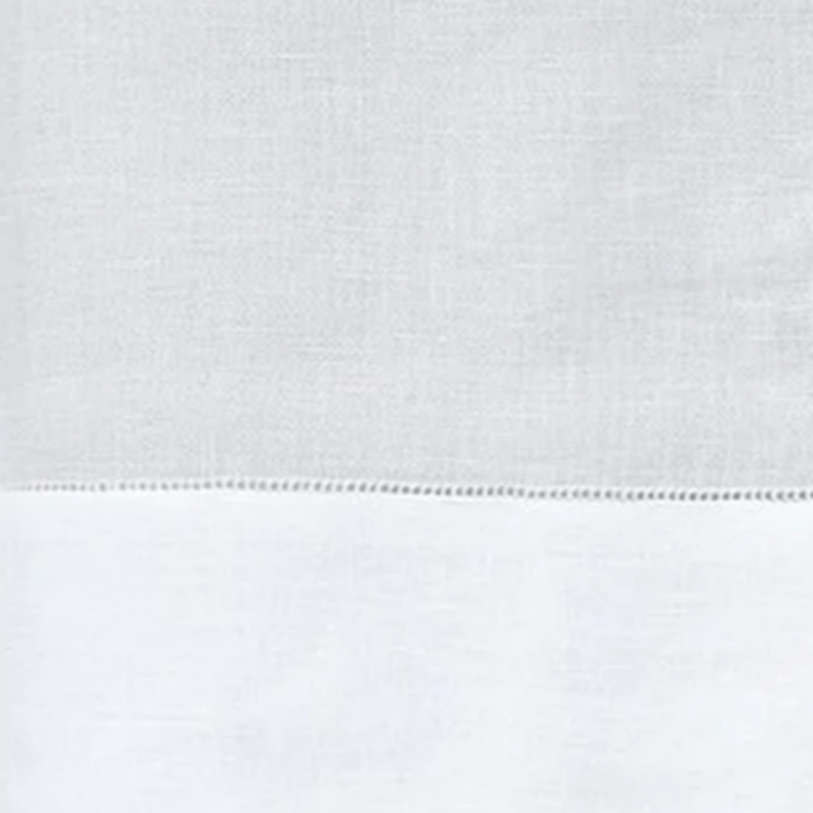 Lifestyle Image of Sferra Reece Table Linens in Silver/White Color