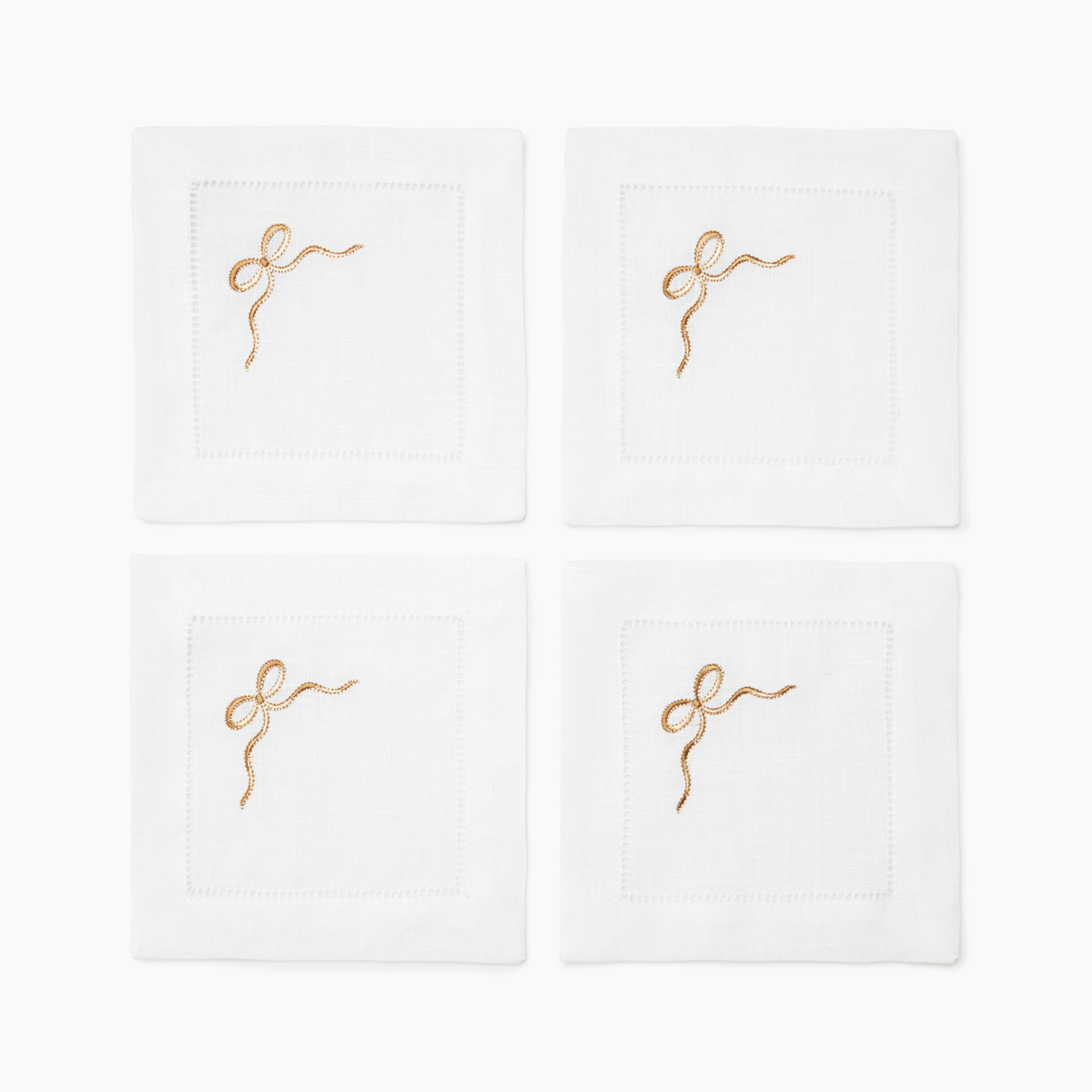 Sferra Regalo Cocktail Napkins with White and Beige colors