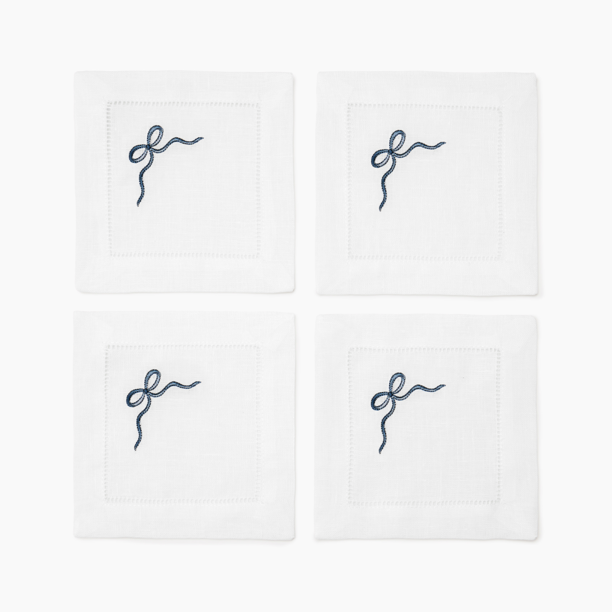 Sferra Regalo Cocktail Napkins with White and Blue colors