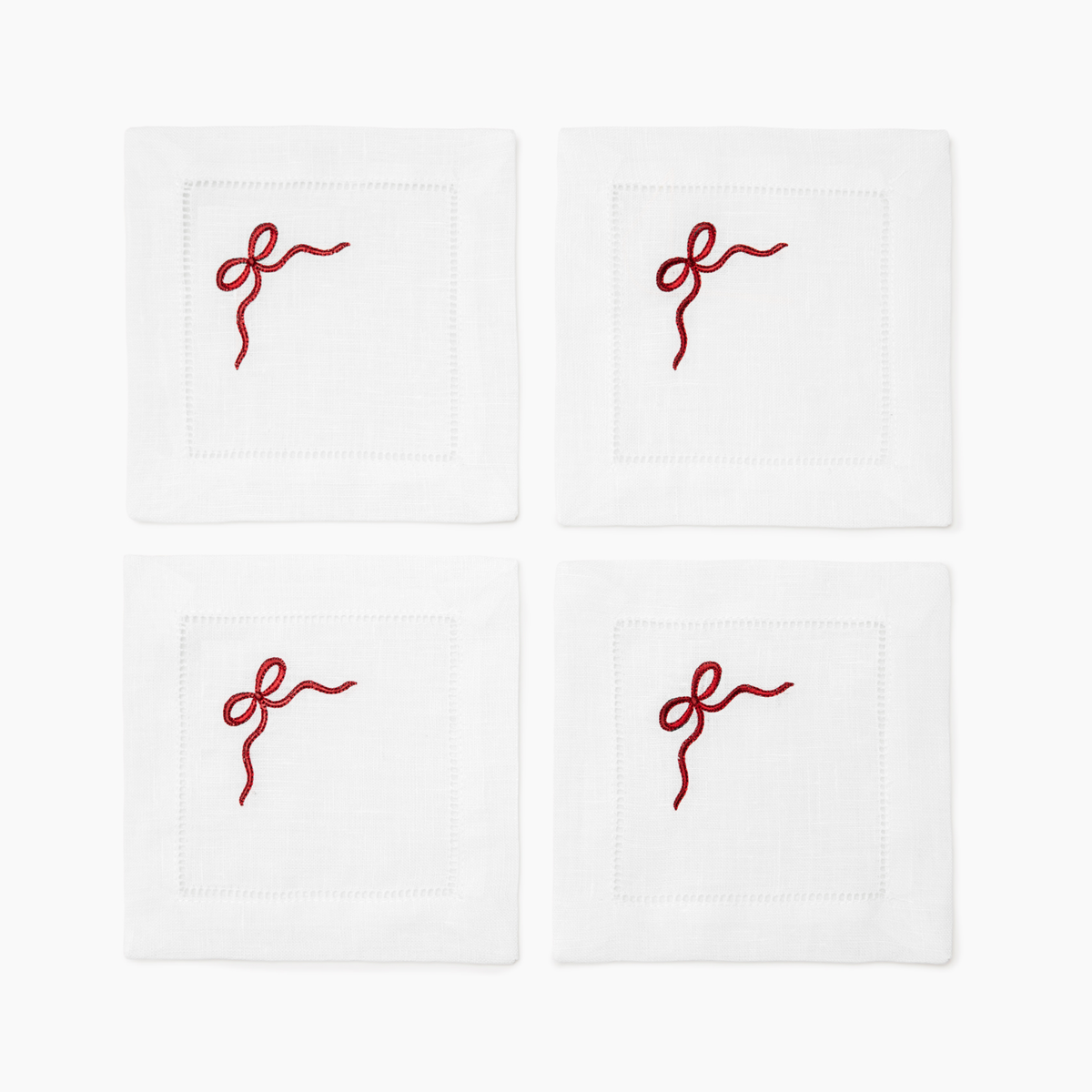 Sferra Regalo Cocktail Napkins with White and Red colors