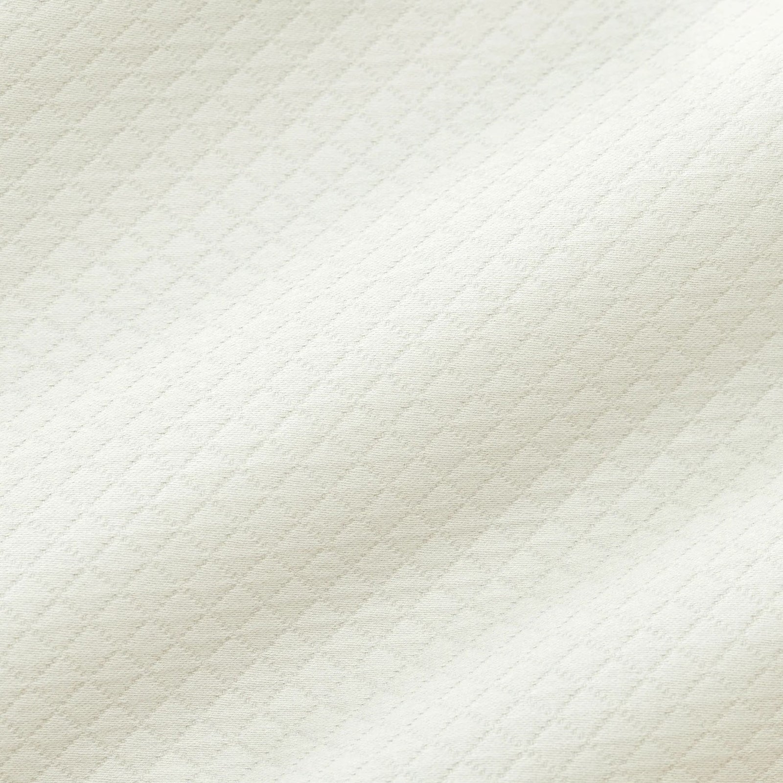 Full View of Sferra Rombo Bedding with Swatch Oyster Color