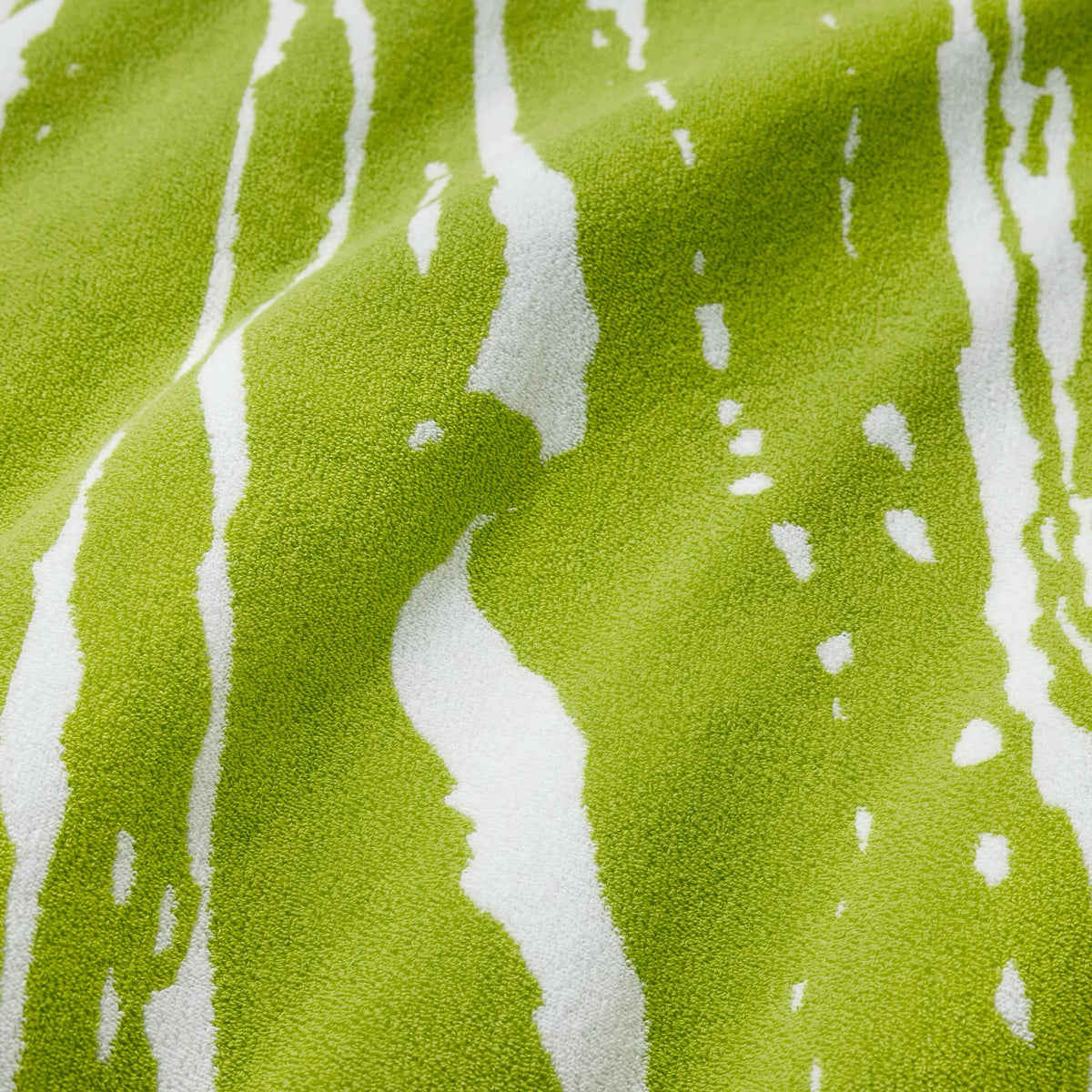 Fabric Closeup of Sferra Sampieri Beach Towels in Kiwi color