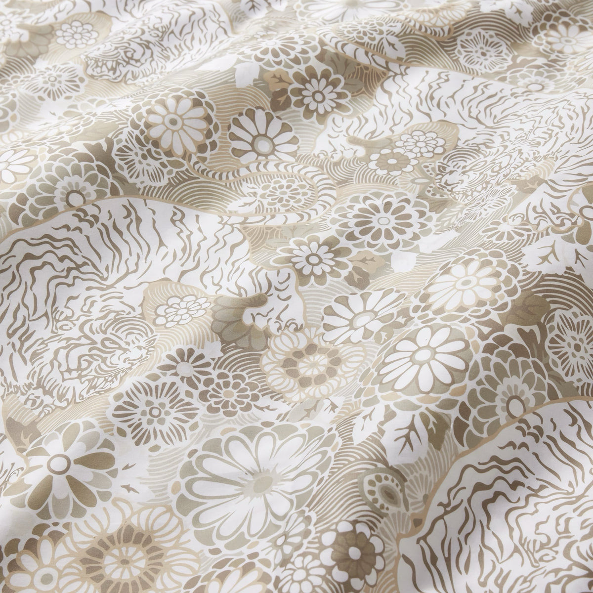 Fabric of Sferra X Scalamandre Siberian Tiger Bedding in White and Tawny