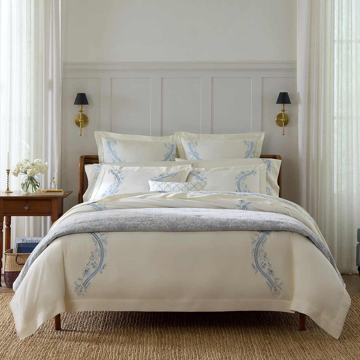 Sferra x Scalamandre Isabella Bedding Collection in Ivory and Sea colors
