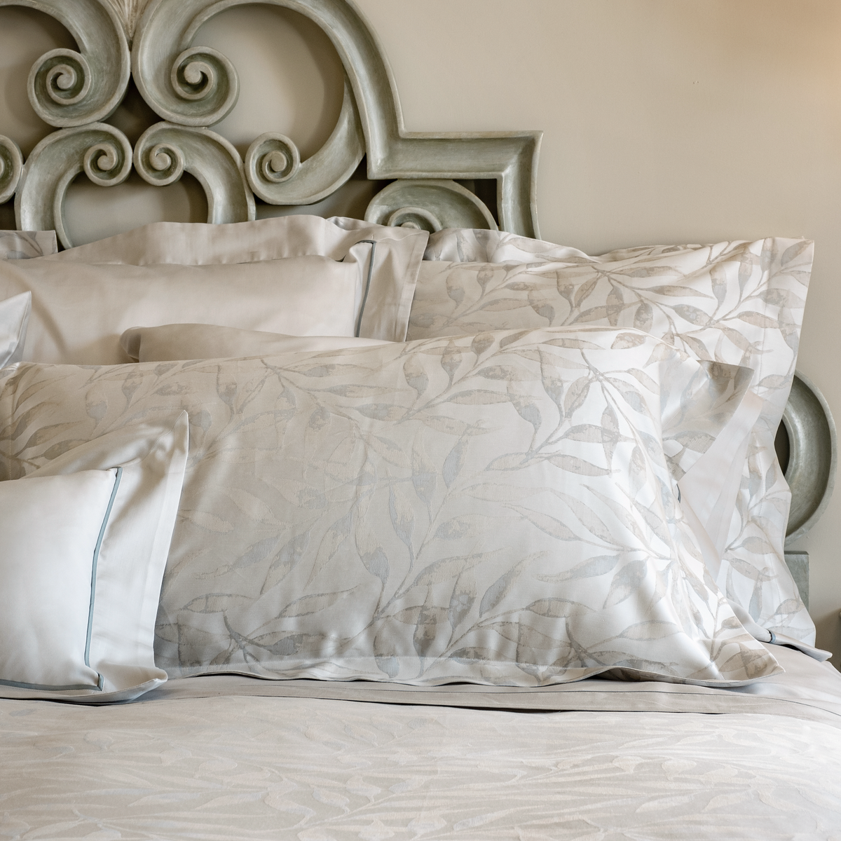 Shams Closeup of Signoria Argentario Bedding in Beige and Wilton Blue Color