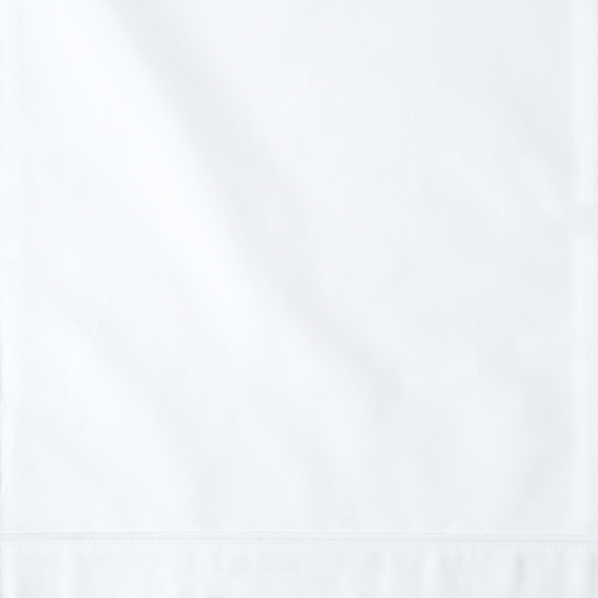 Fabric Closeup of Signoria Luce Bedding in White Color
