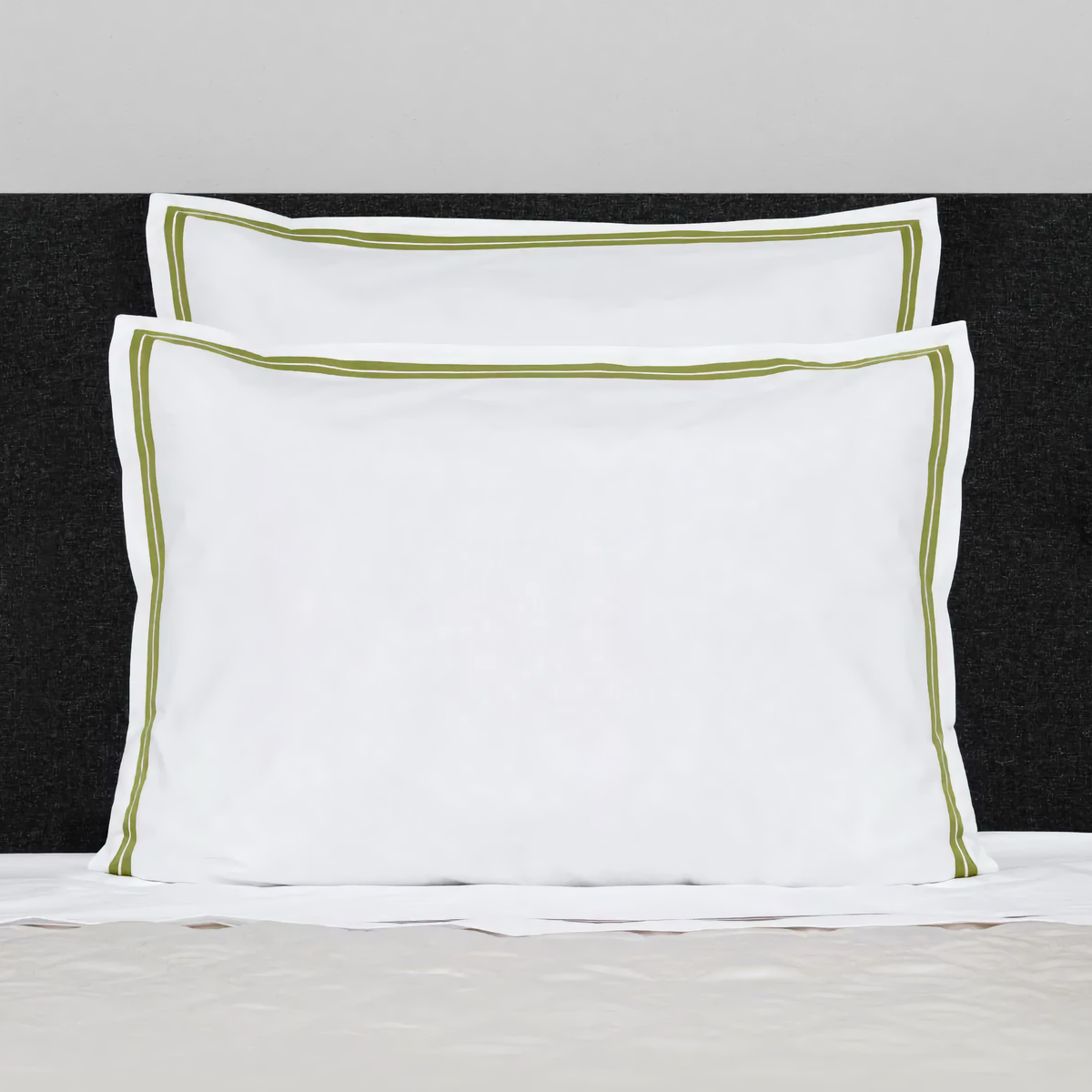 Shams of Signoria Mylos Bedding in  White and Moss Green