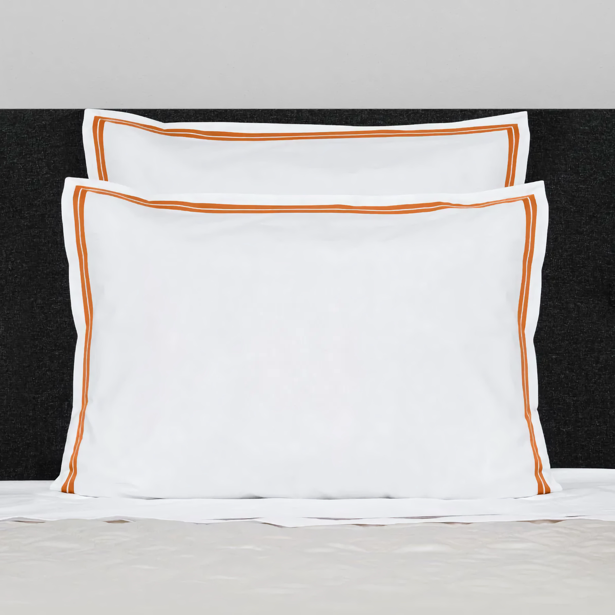 Shams of Signoria Mylos Bedding in  White and Rust 