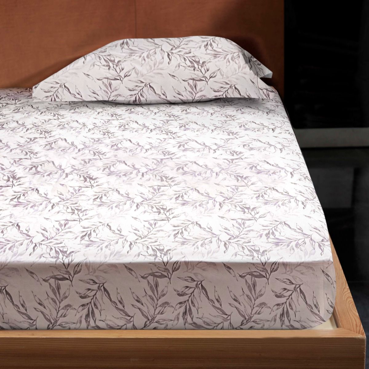 Mattress in Thistle Signoria Natura Bedding Fitted Sheet