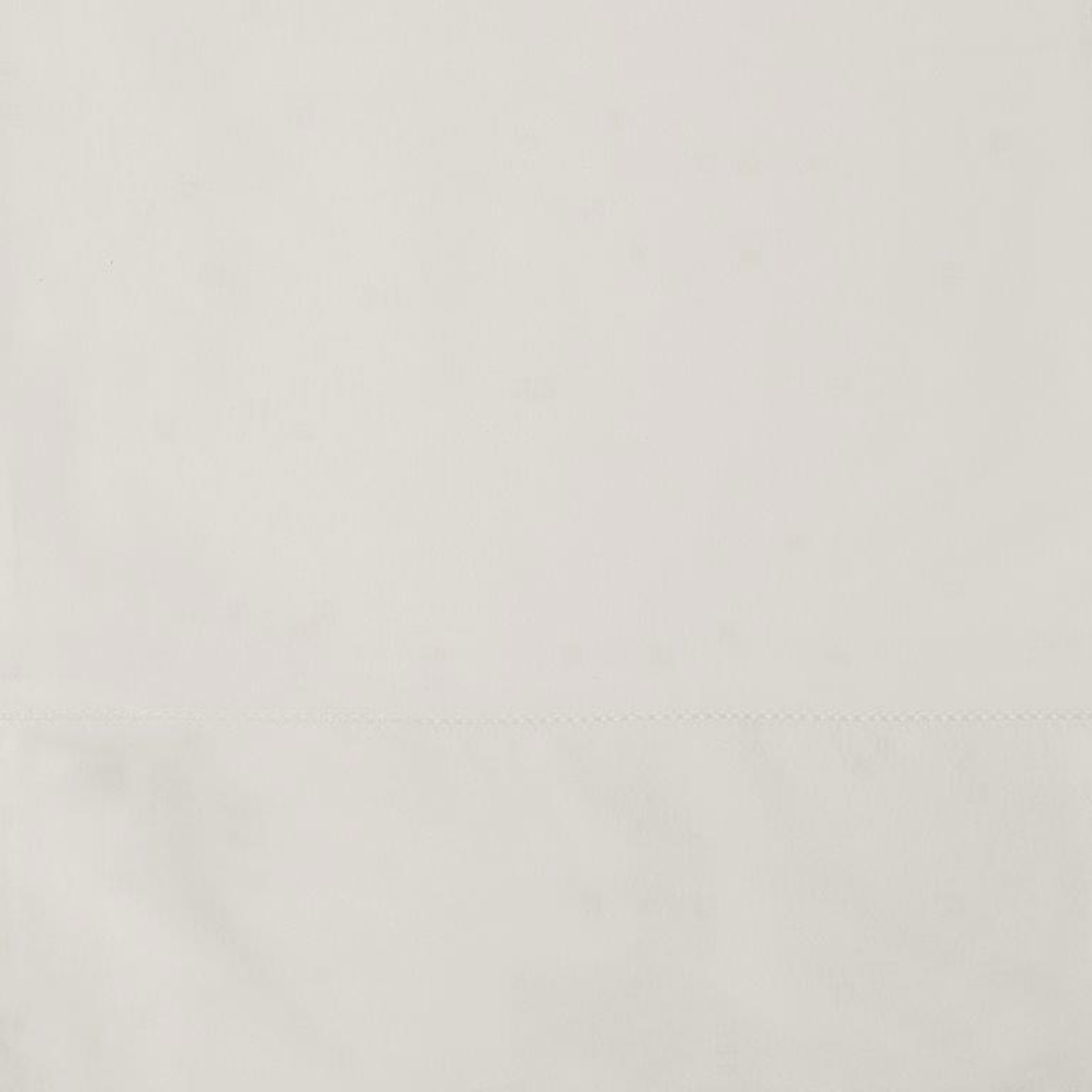 Fabric Closeup of Signoria Nuvola Bedding in Pearl  Color