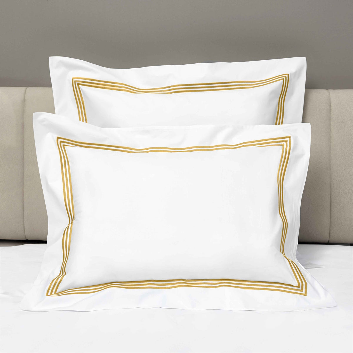 Shams of Signoria Platinum Percale Bedding in White/Gold Color