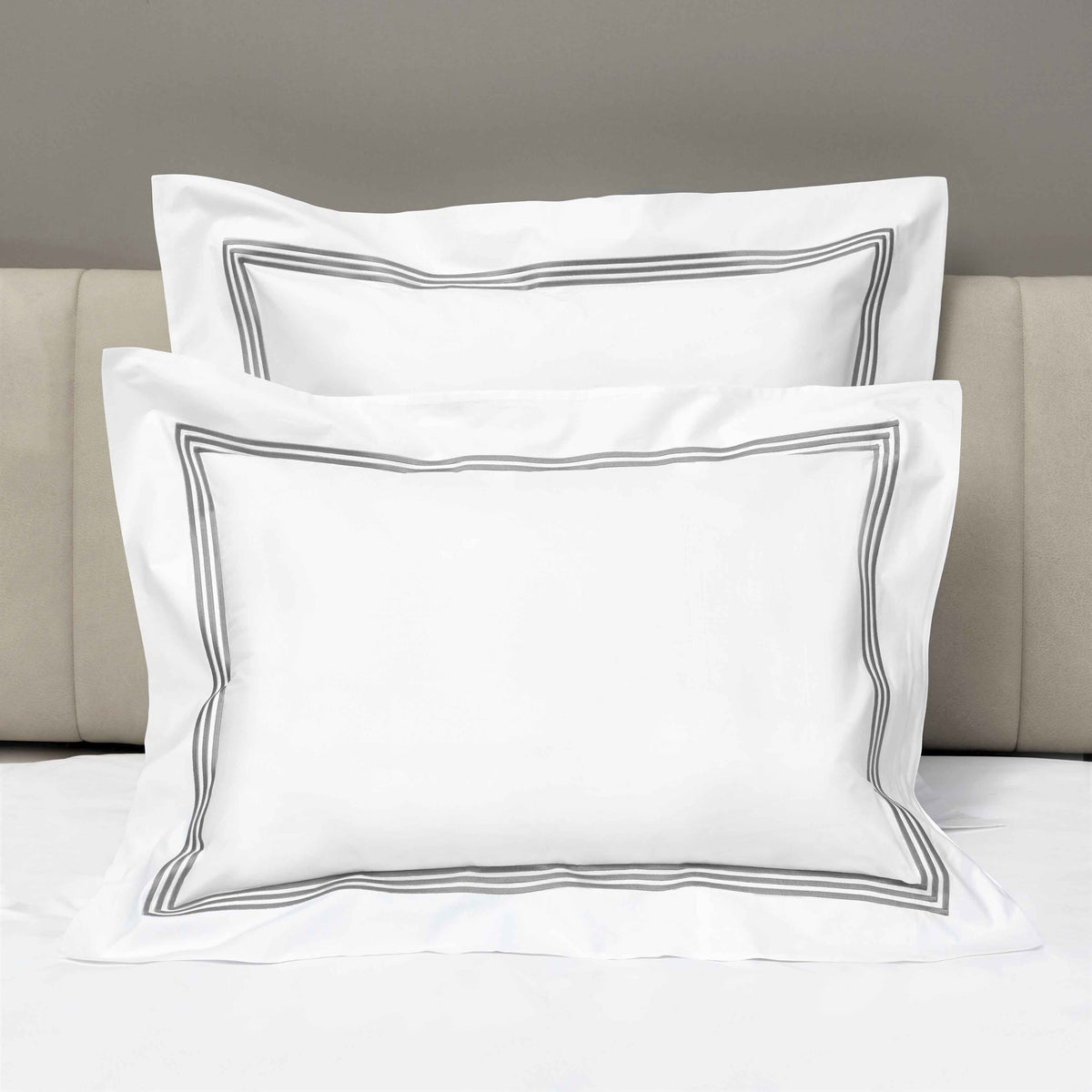Shams of Signoria Platinum Percale Bedding in White/Silver Moon Color