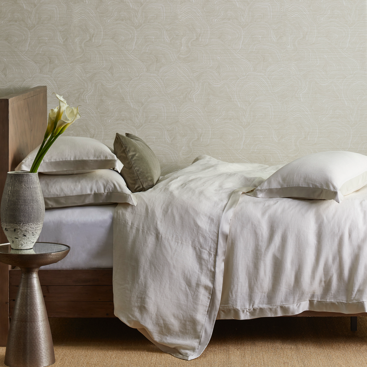 The Met x Ann Gish Lover's Kimono Duvet Cover and Sham in Silver with Coordinate Bedding