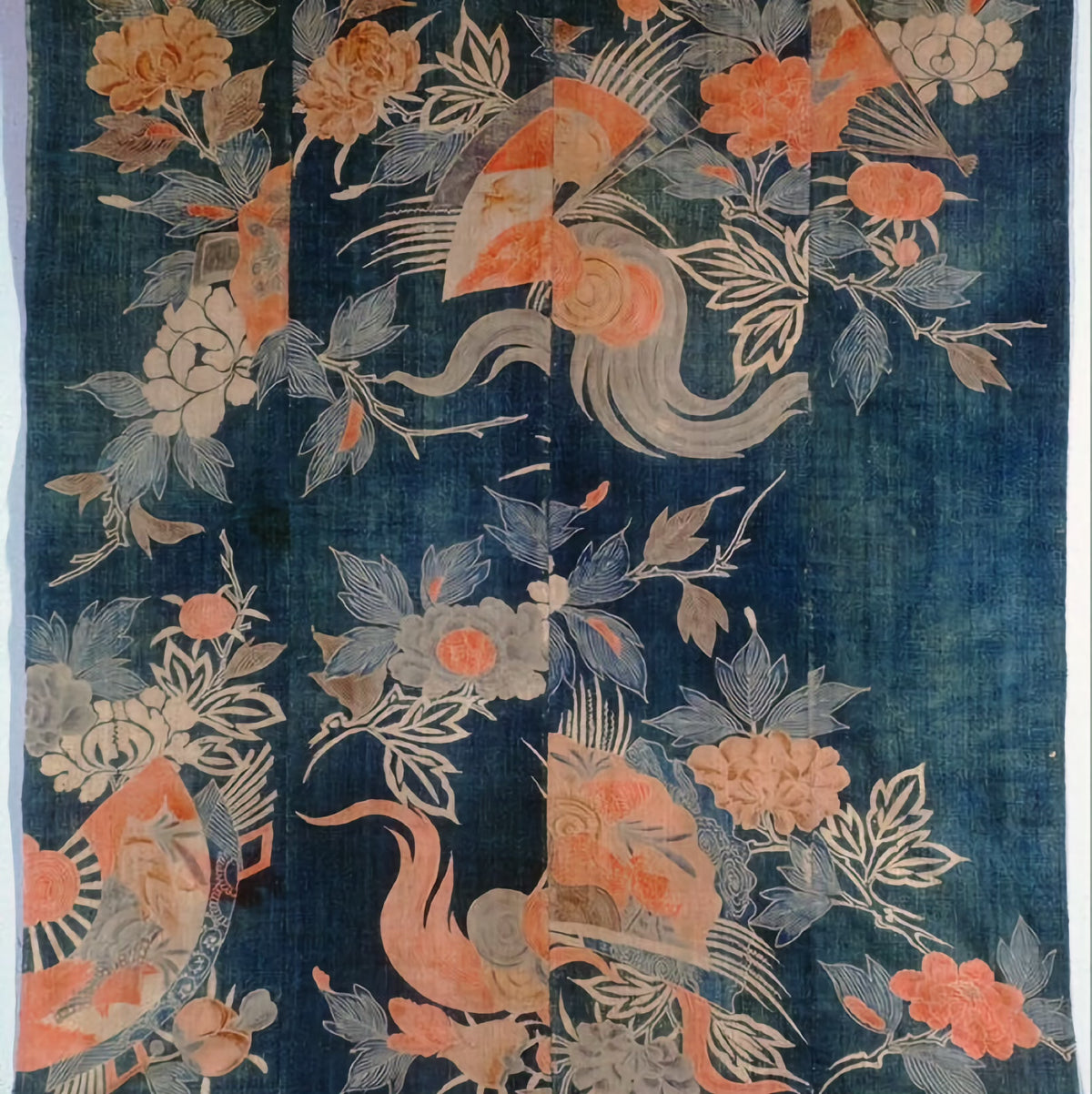 Pattern of Marine-colored The Met x Ann Gish Sensu Comforter Set