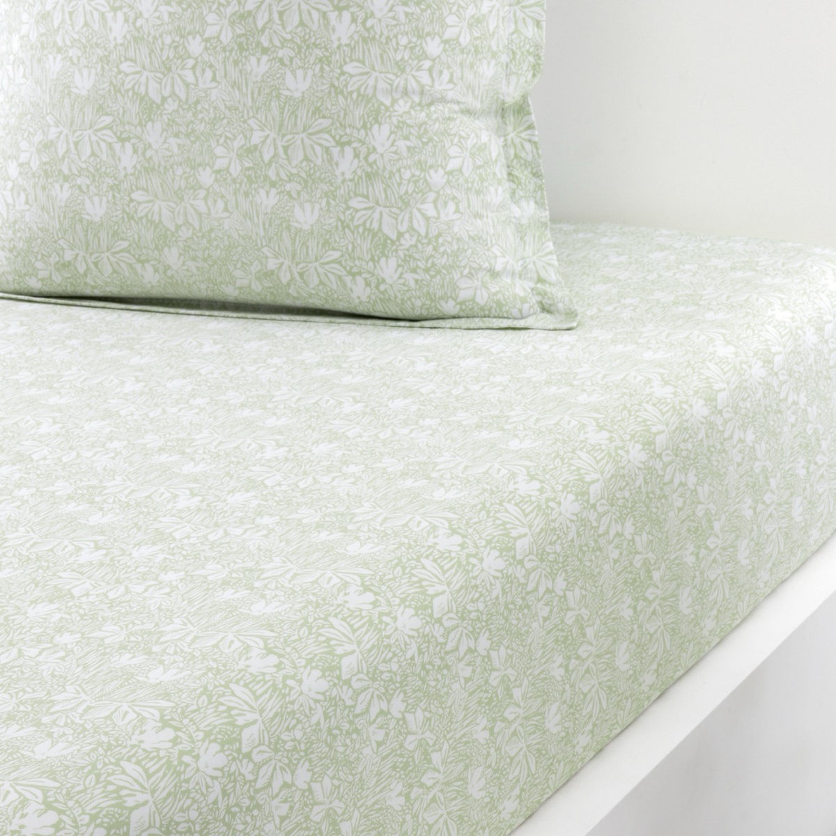 Flat Sheet of Yves Delorme Capri Bedding