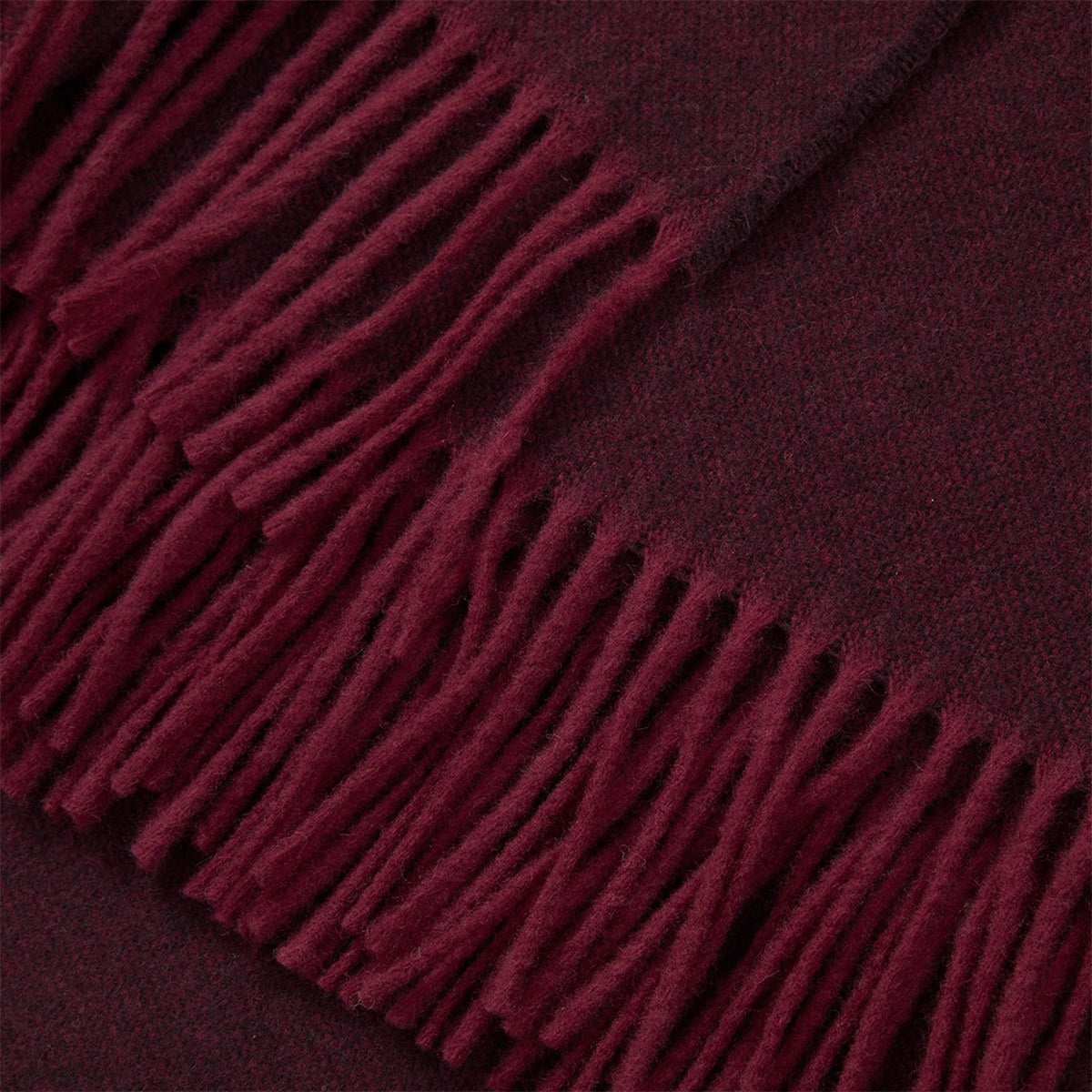 Close Up Image of Yves Delorme Club Throw in Color Prune