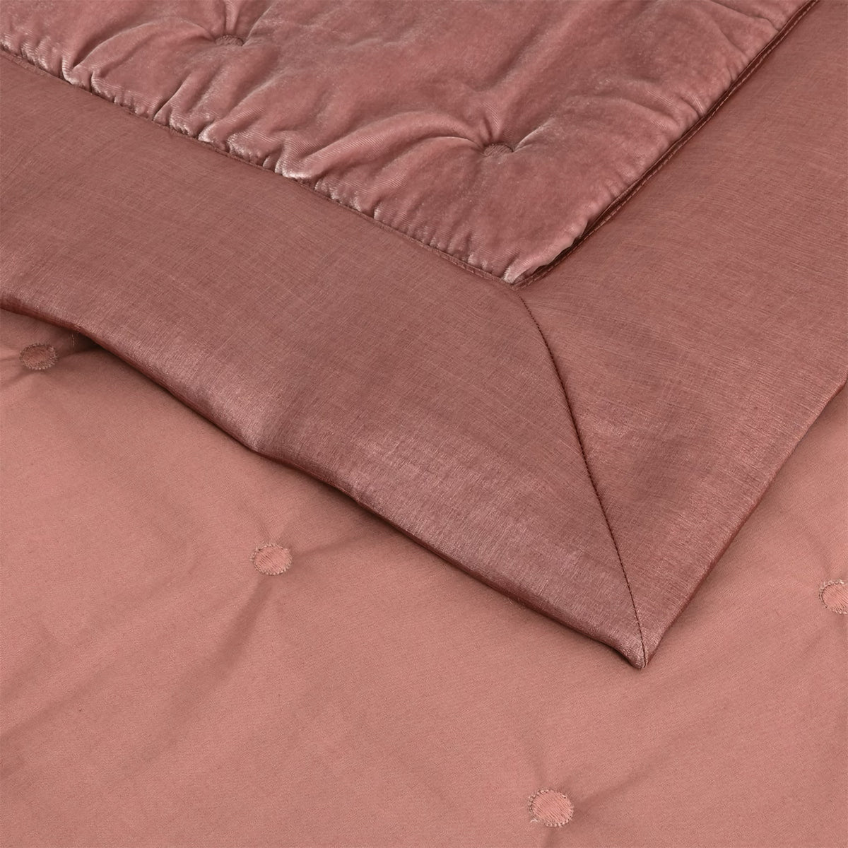 Finishing Detail of Yves Delorme Cocon Counterpane and Coverlet in Santal color