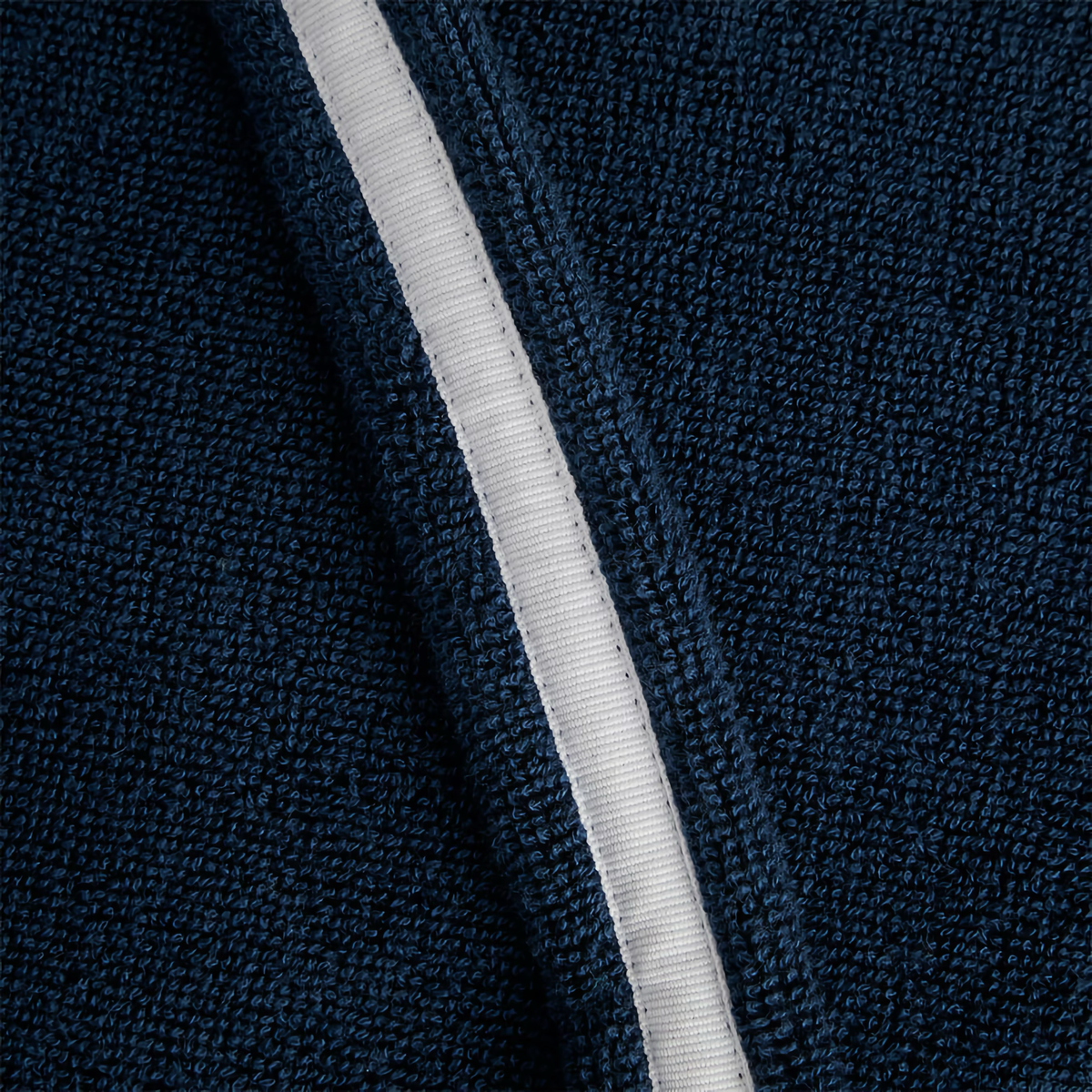 Finishing of of Yves Delorme Croisiere Beach Bag in Marine