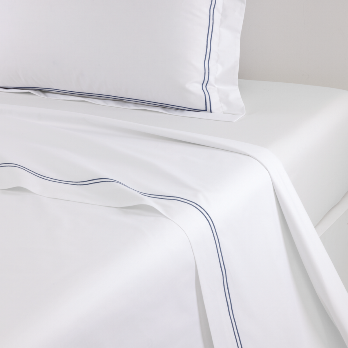 Flat Sheet of Yves Delorme Duo Bedding with Outremer lining