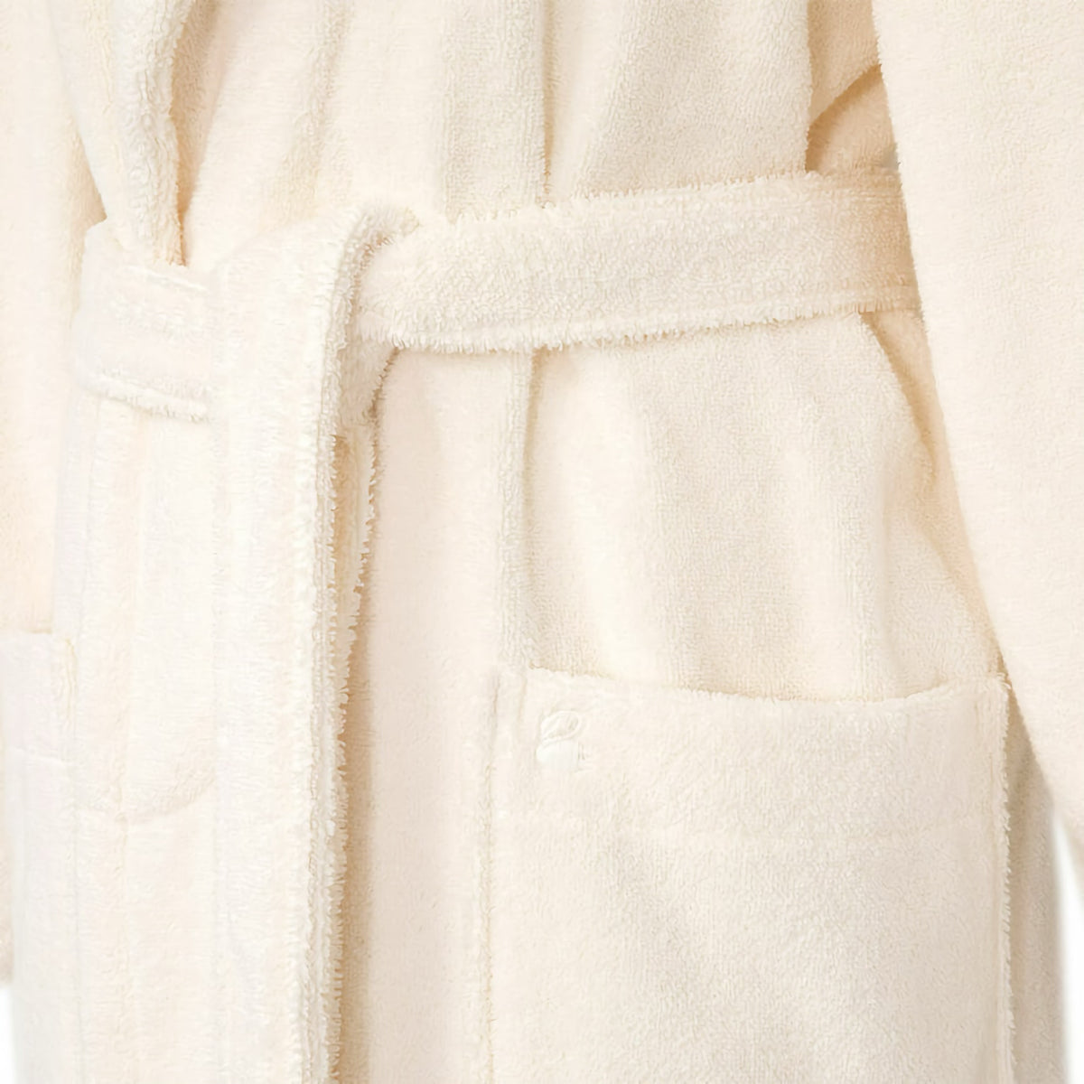 Close Up Image of Yves Delorme Etoile Bath Robe in Color Nacre