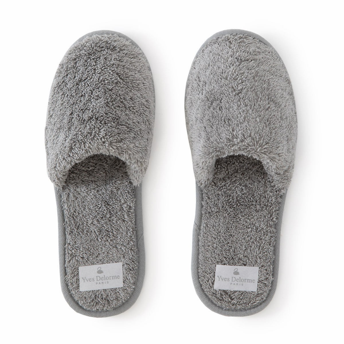 Pair of Platine Yves Delorme Etoile Slippers