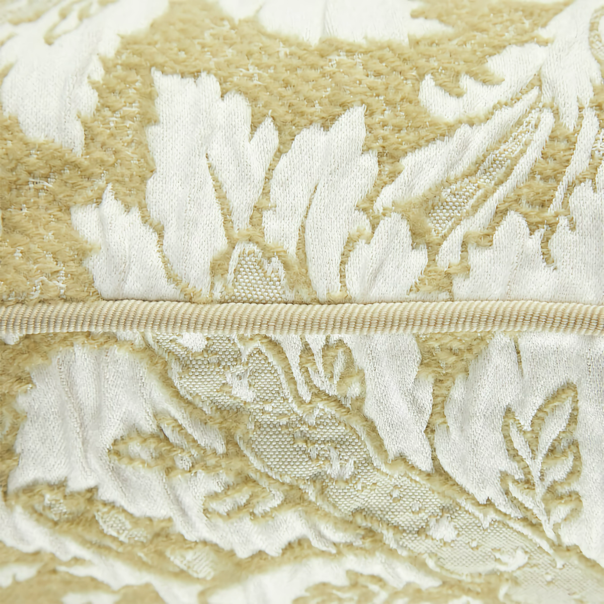 Piping Detail of Yves Delorme Fresque Decorative Pillow in Tilleul