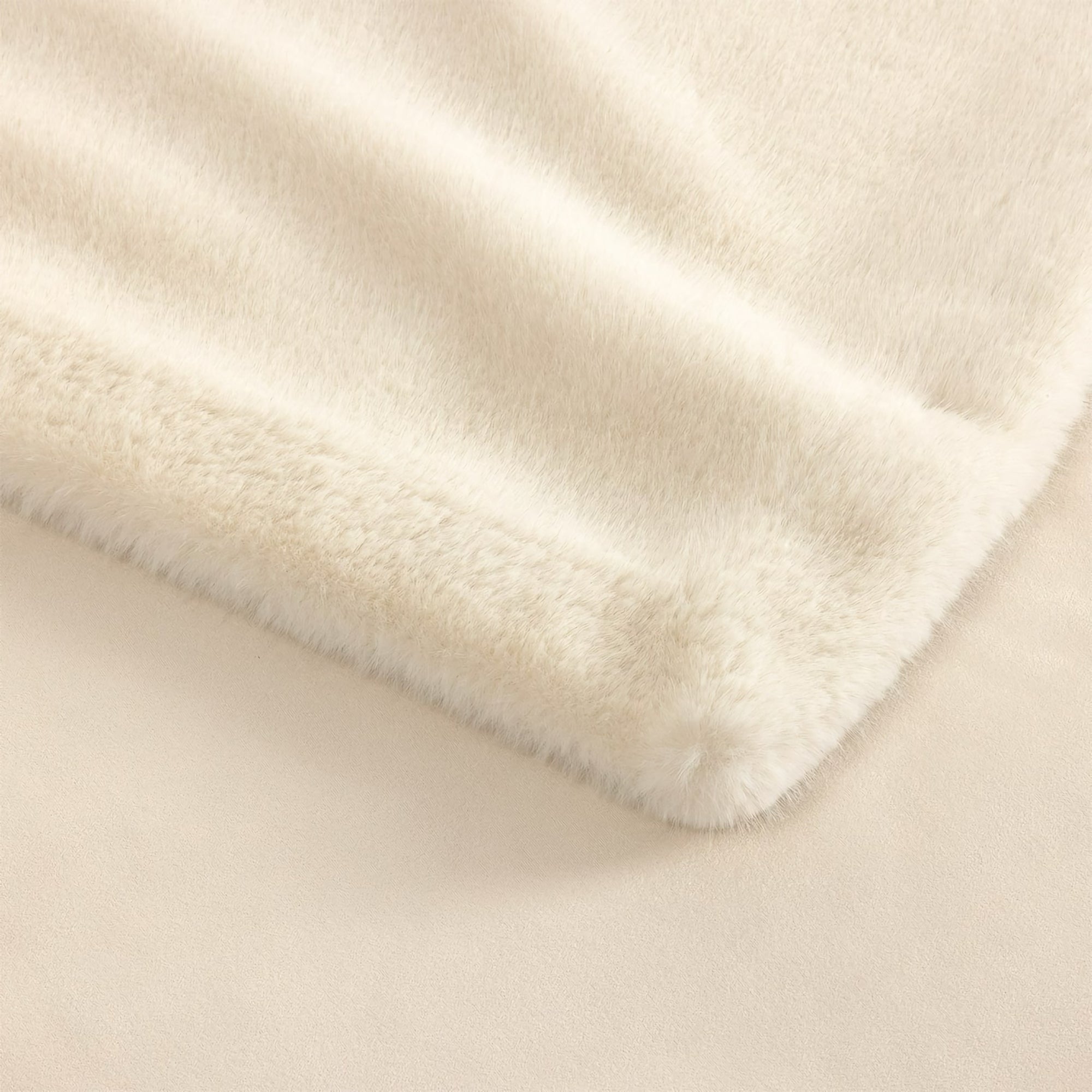 Folded Yves Delorme Frisson Throw in Neige color