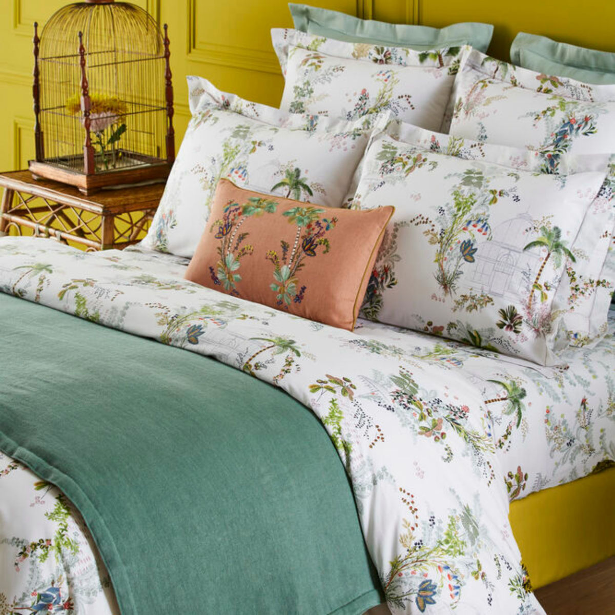 Full Bed Closeup of Yves Delorme Jardins Bedding