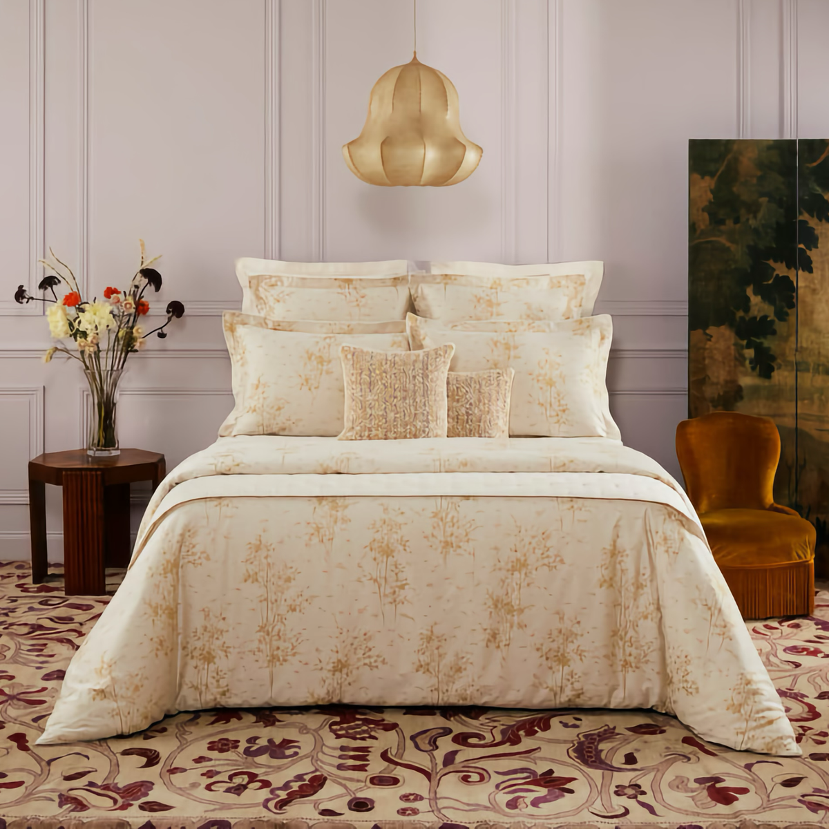 Bed in Yves Delorme Legende Bedding Complete