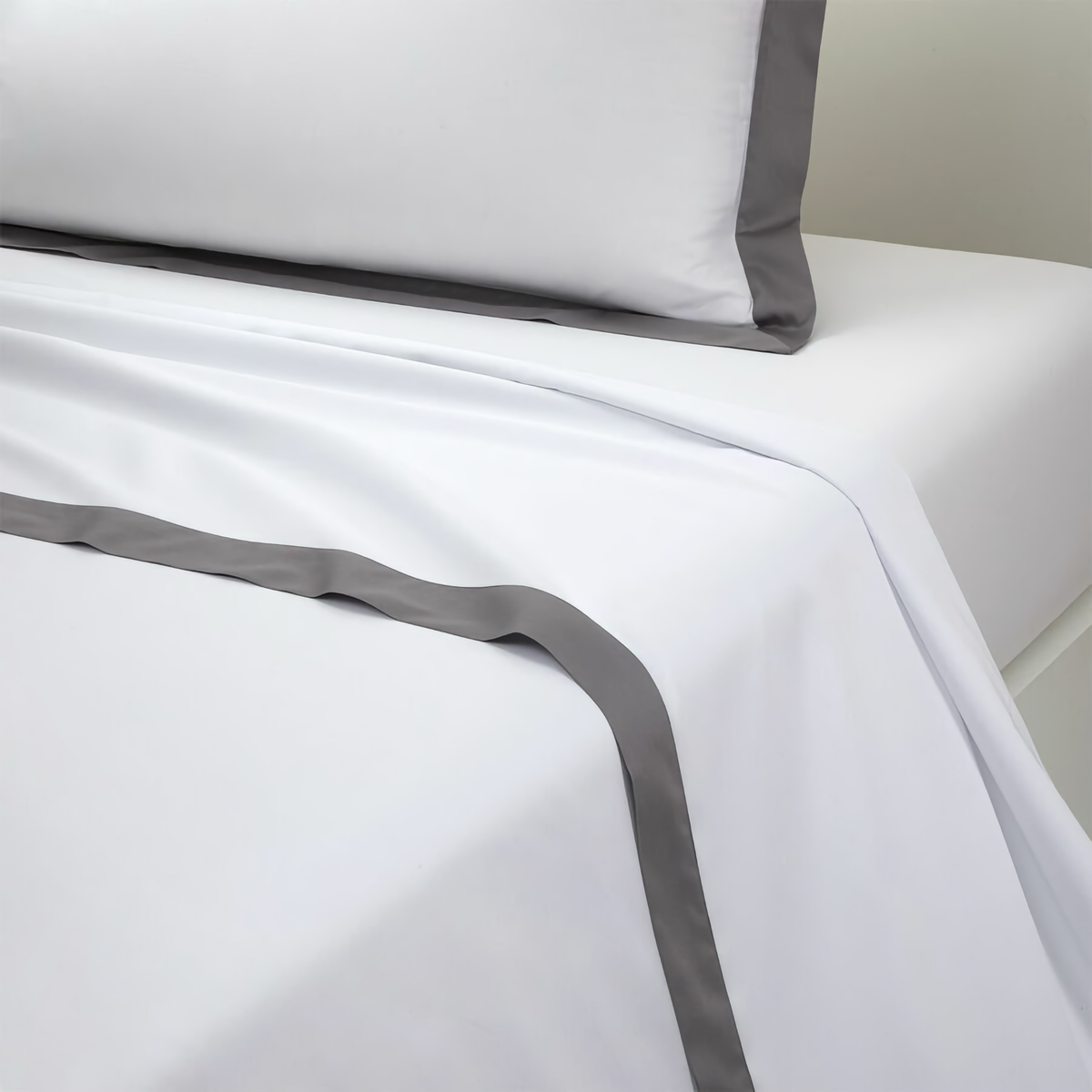 Flat Sheet of Yves Delorme Linea Bedding in Platine