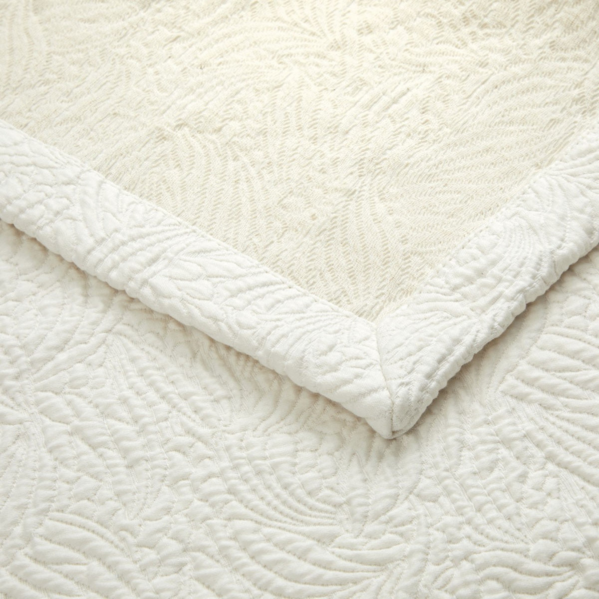 Fabric of Yves Delorme Santoli Coverlet and Decorative Pillows in Nacre color
