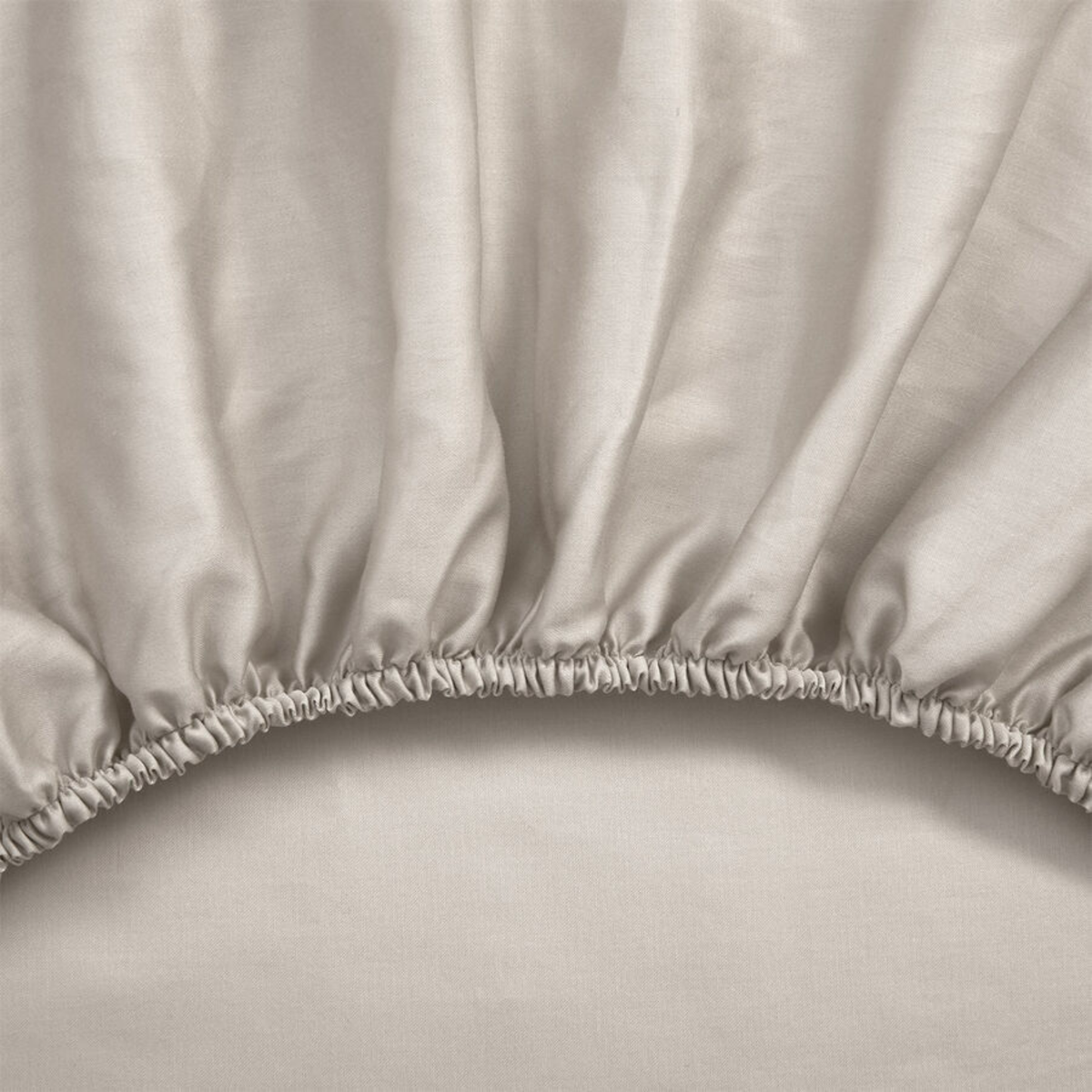 Detail Image of Yves Delorme Tioman Fitted Sheet