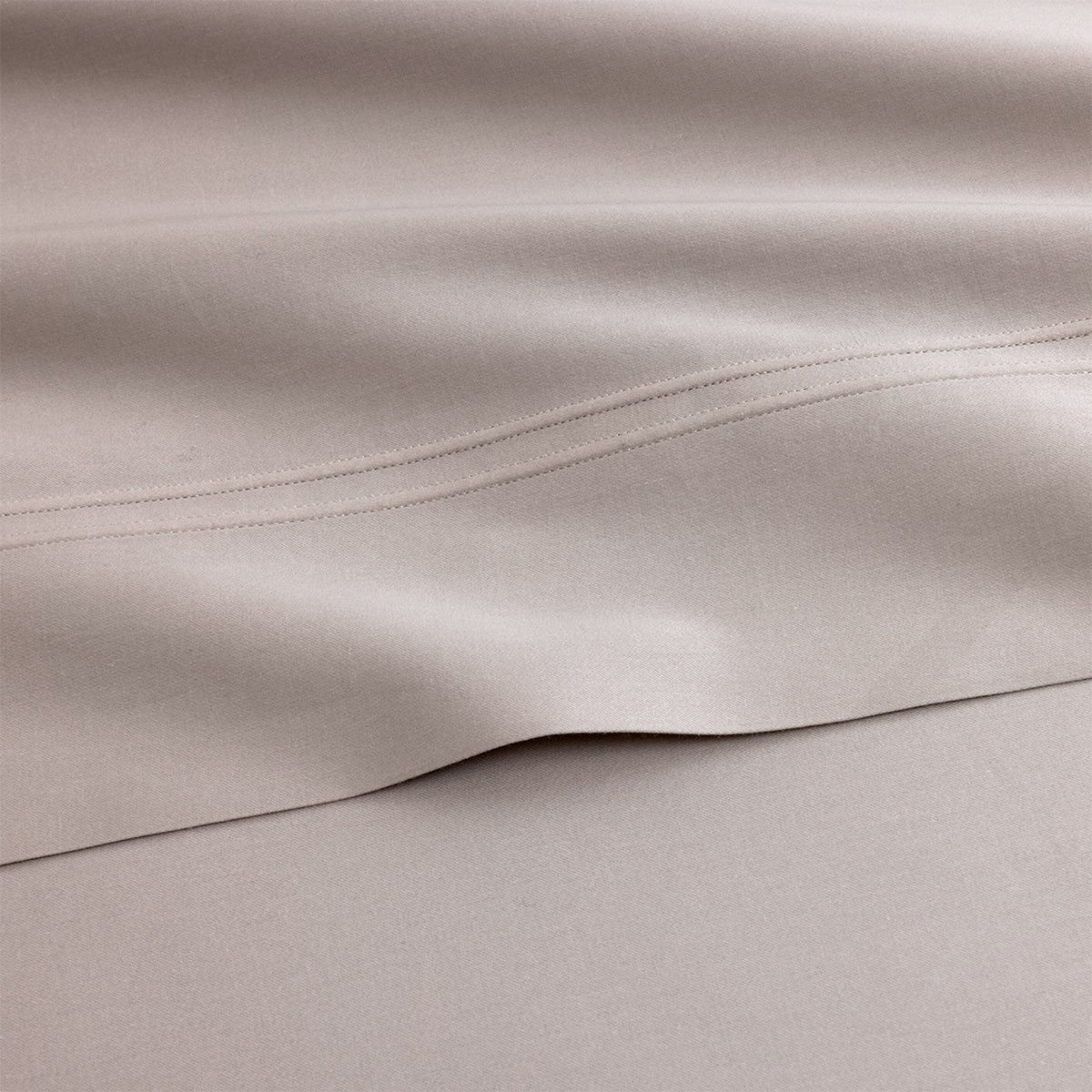 Fabric Closeup of Yves Delorme Triomphe Bedding in Loutre color