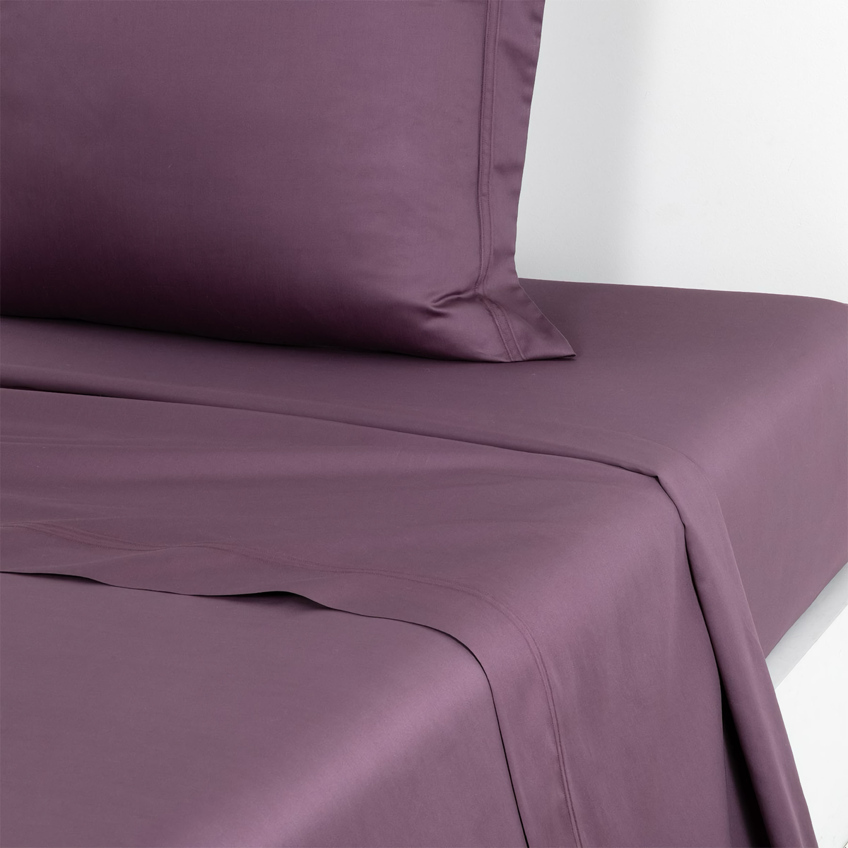 Flat Sheet of Yves Delorme Triomphe Bedding in Iris