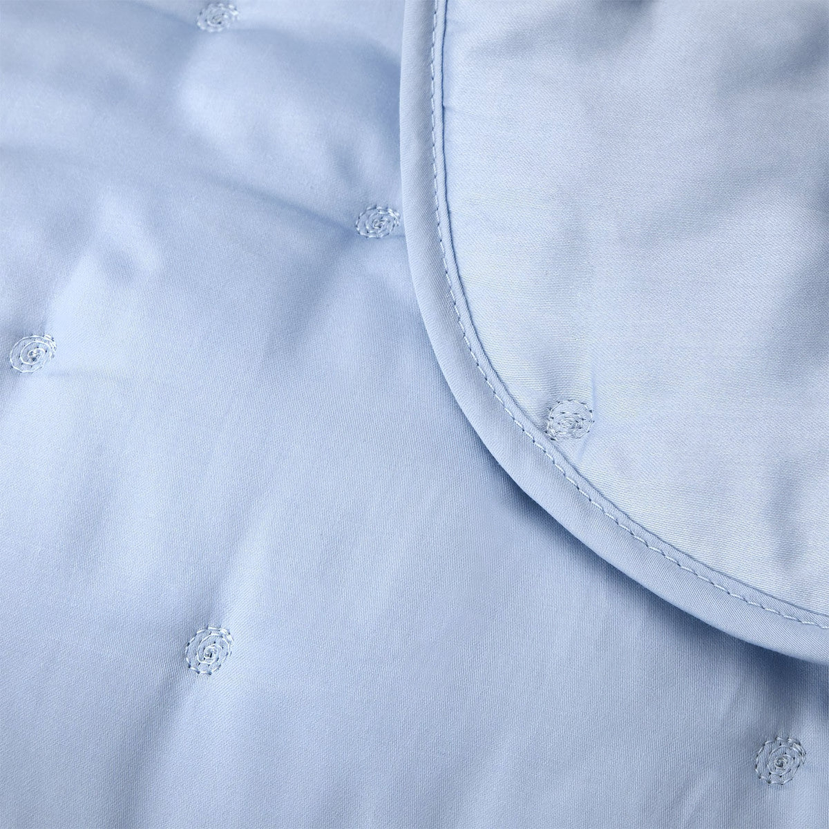 Fabric of Yves Delorme Triomphe Quilted Bedding in Celeste