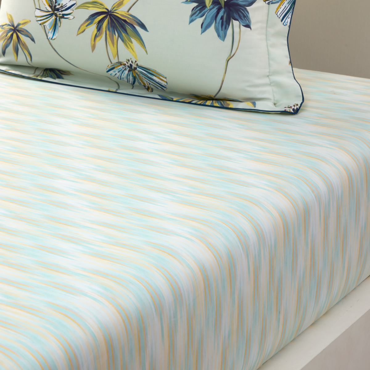Fitted Sheet of Yves Delorme Grimani Bedding
