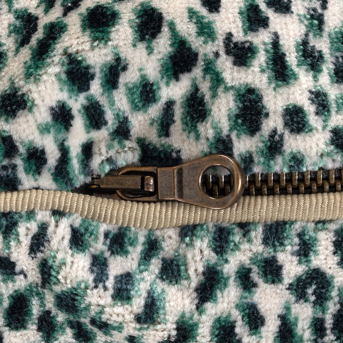 Zipper Closeup of Paon Yves Delorme Zenaide Decorative Pillows