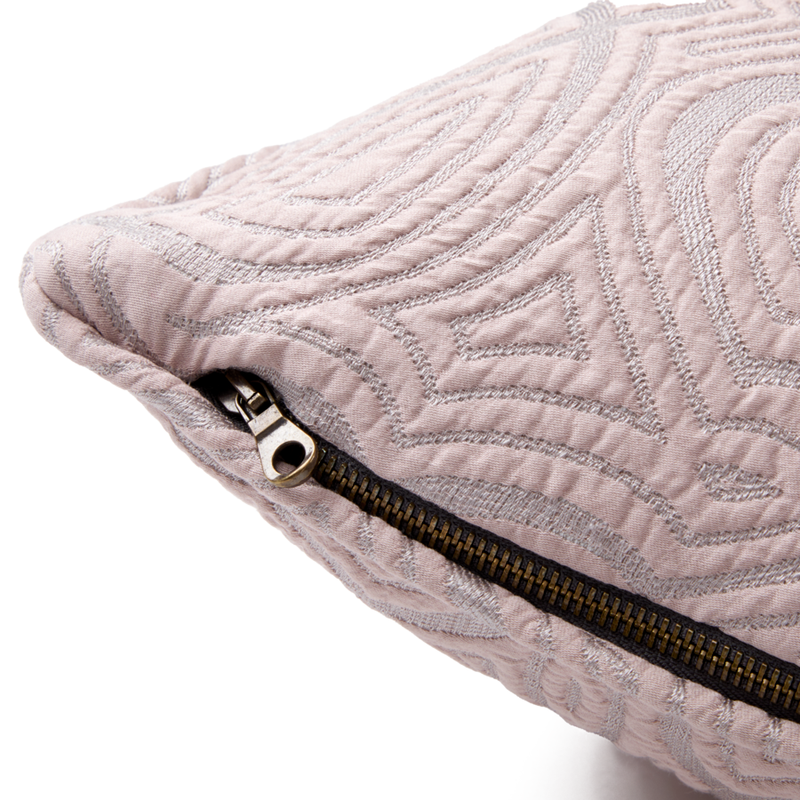 Yves Delorme Corolles Decorative Pillow Corner showing zipper