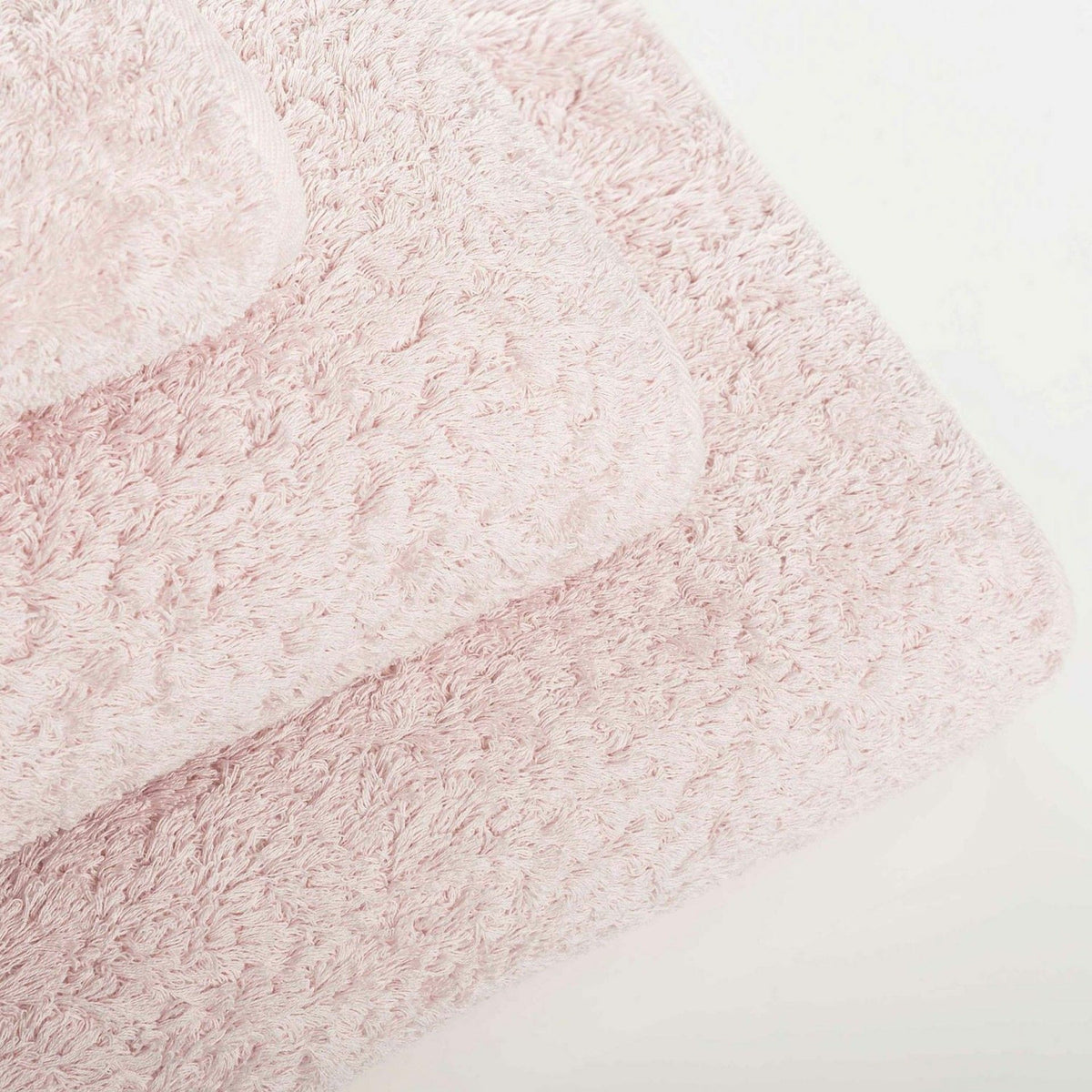 Graccioza Egoist Bath Towels Top Stack Pearl Fine Linens 