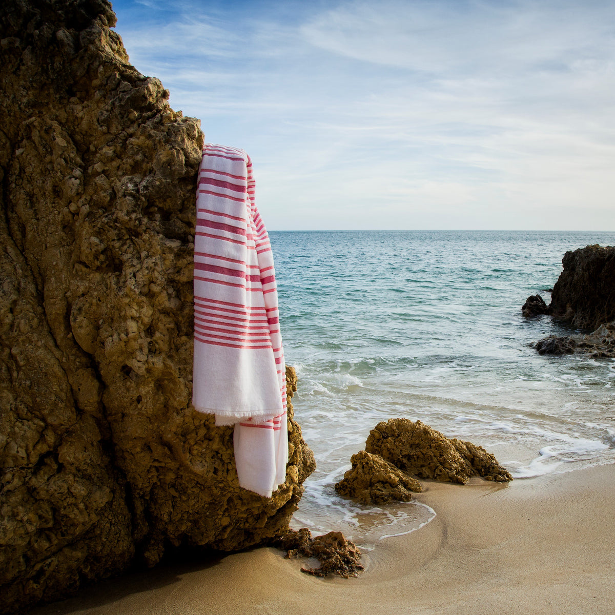 Abyss Goa Beach Towels Rock Lipstick (552) Fine Linens