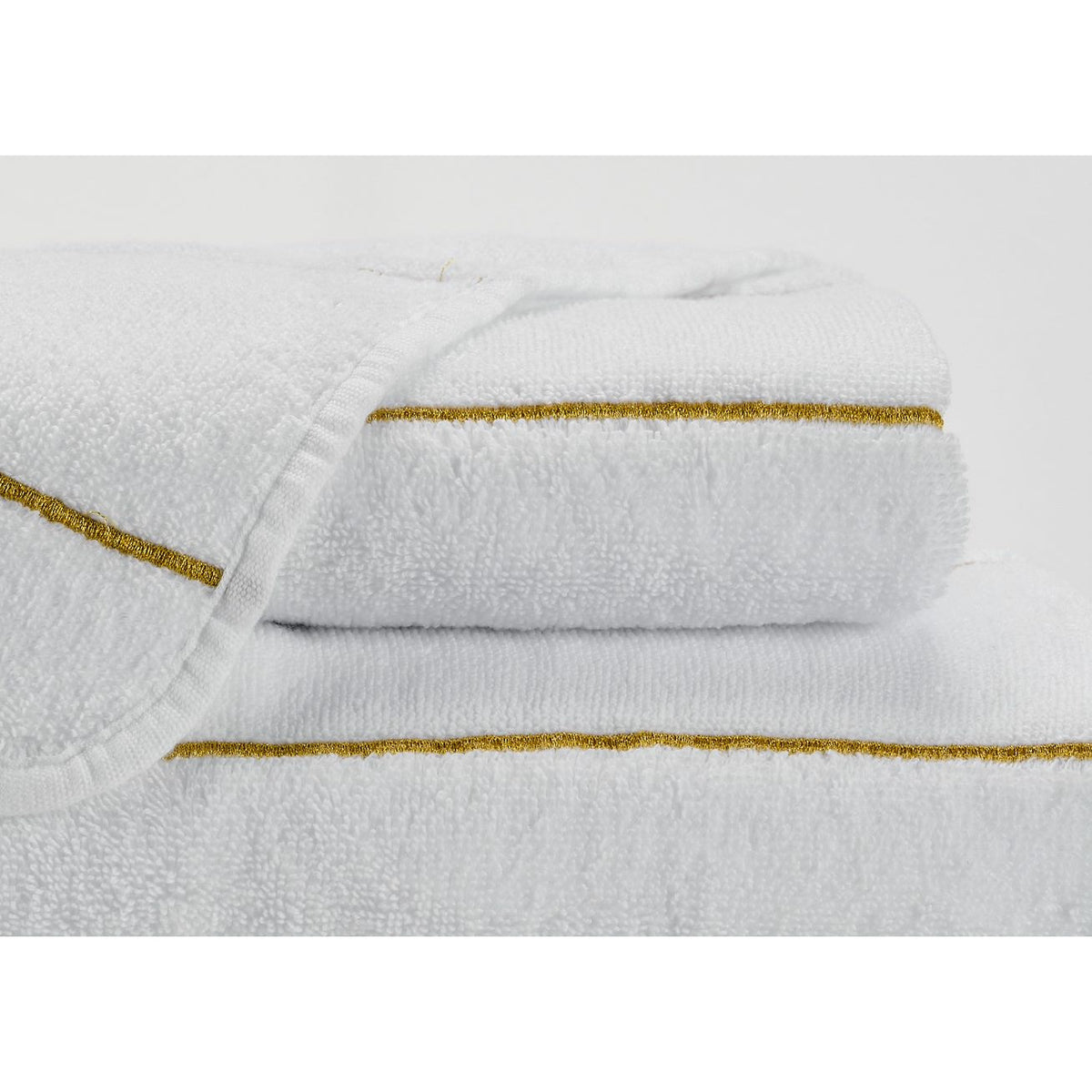Abyss Lara Bath Towels Close Up White/Gold (108) Fine Linens