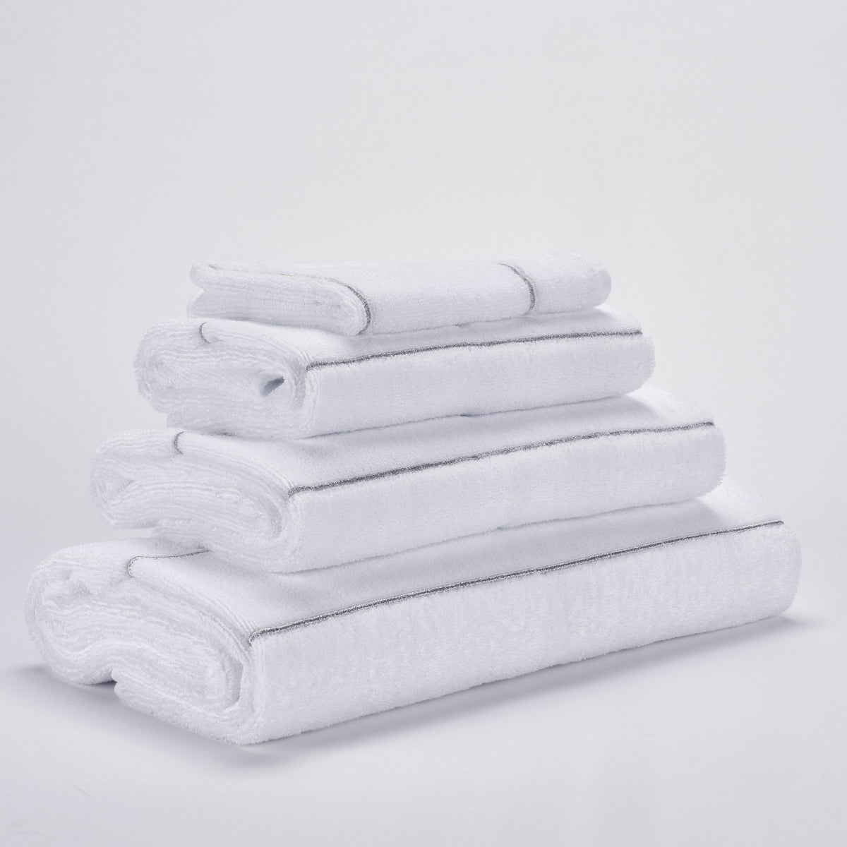 Abyss Lara Bath Towels Slanted White/Silver (109) Fine Linens