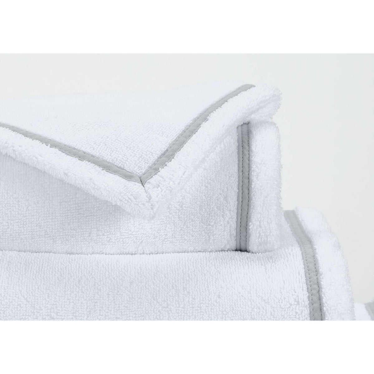 Abyss Saxo Towels Close Up Platinum Fine Linens