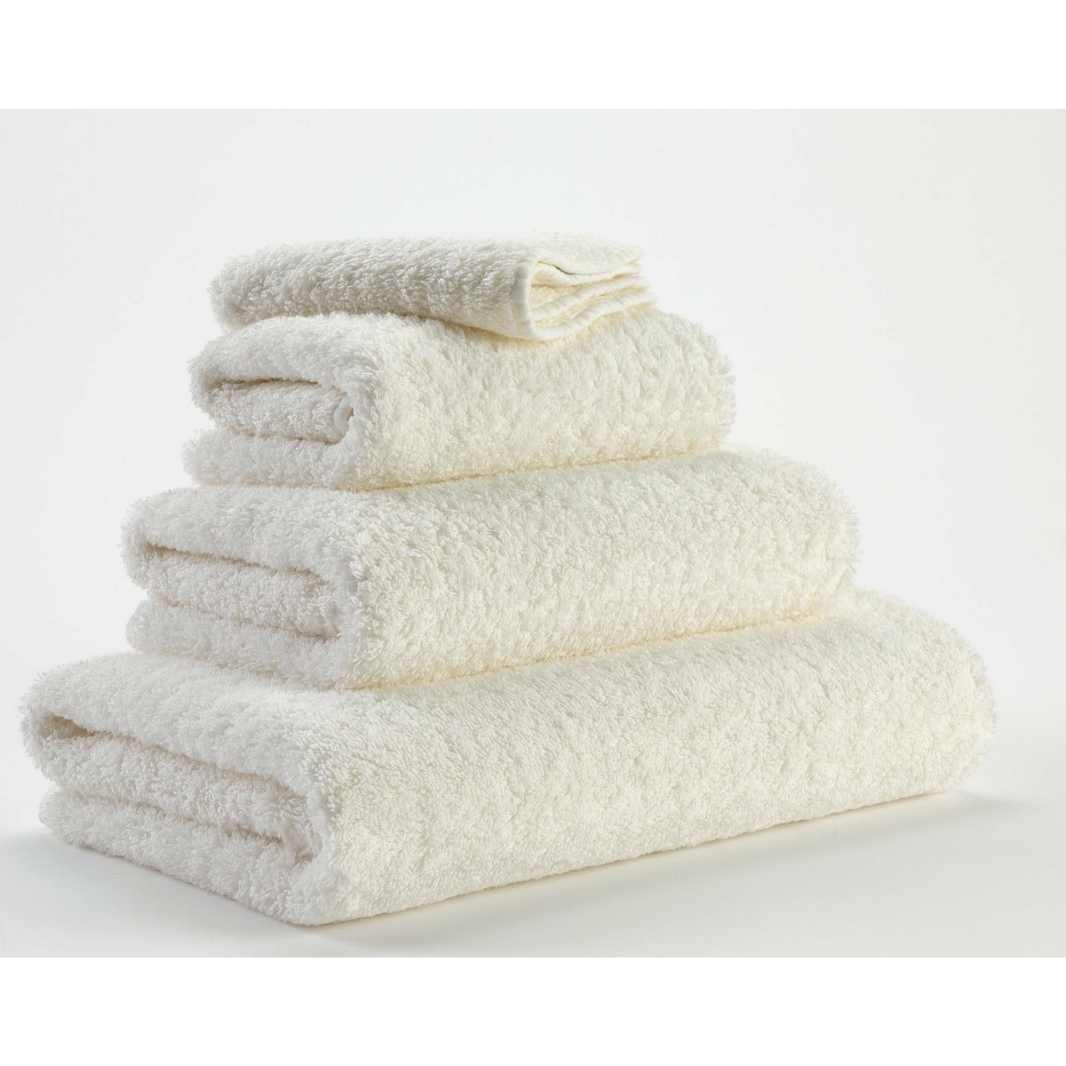 https://flandb.com/cdn/shop/products/Abyss-Super-Pile-Bath-Towels-Portugal-Ivory_1200x.jpg?v=1660858756