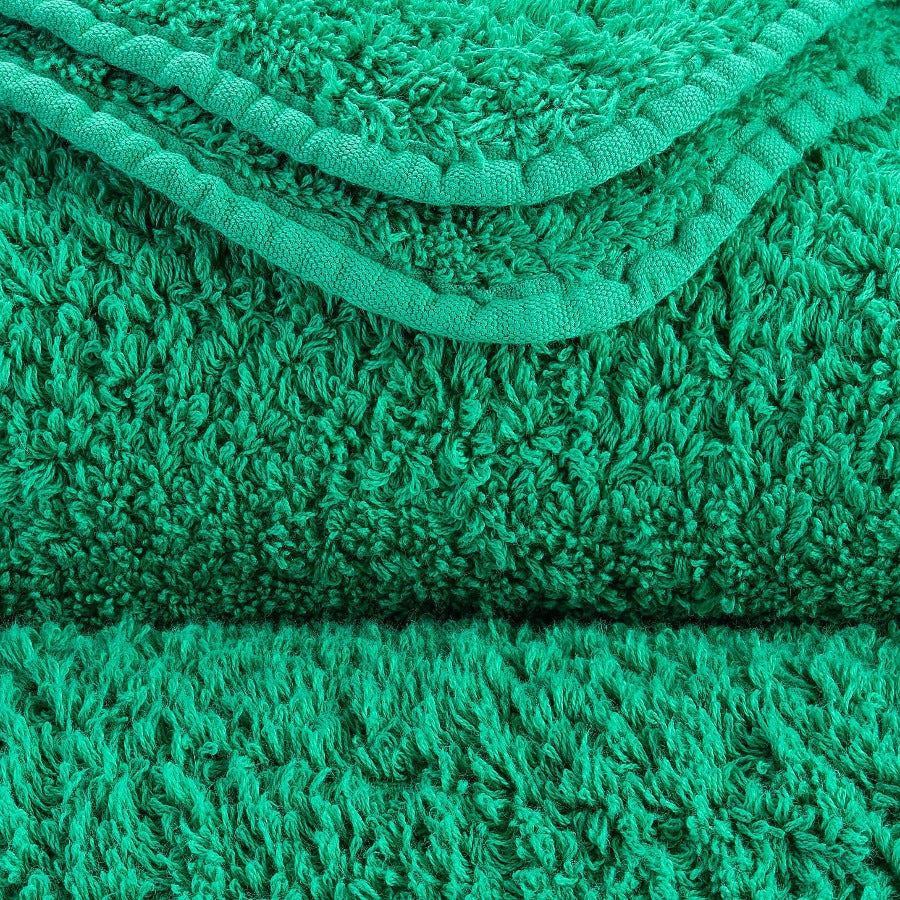 Abyss Super Pile Bath Towels Emerald Fine Linens Swatch