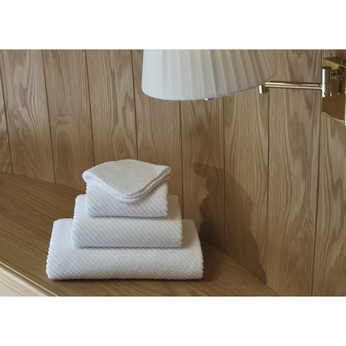 Abyss Super Twill Bath Towels - Linen (770)