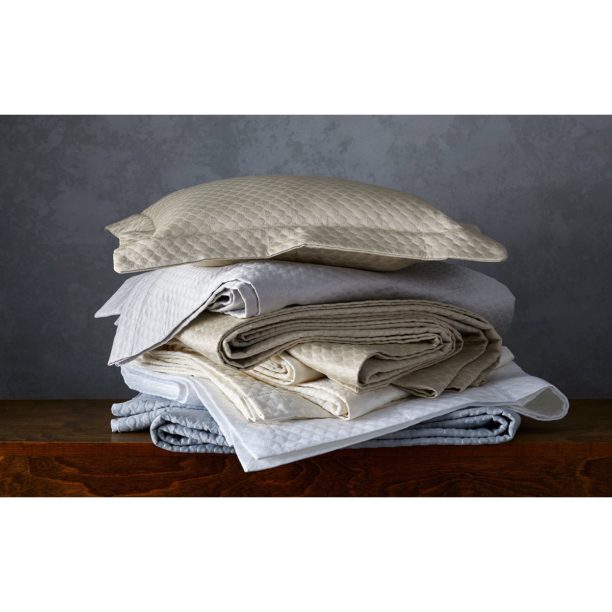 Bedding Style Pearl Stack 2 Fine Linens