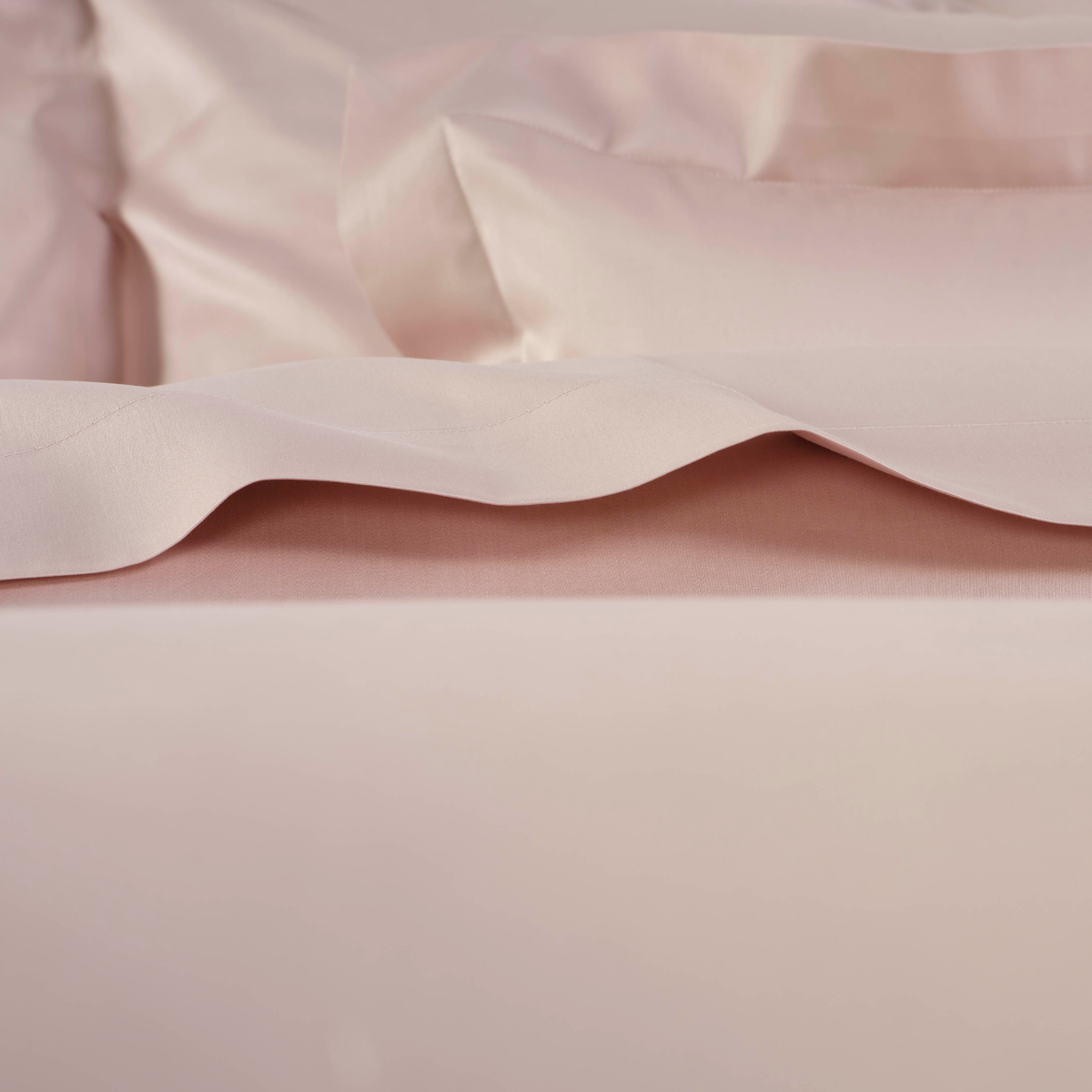 Lifestyle Closeup of Celso de Lemos Secret Bedding